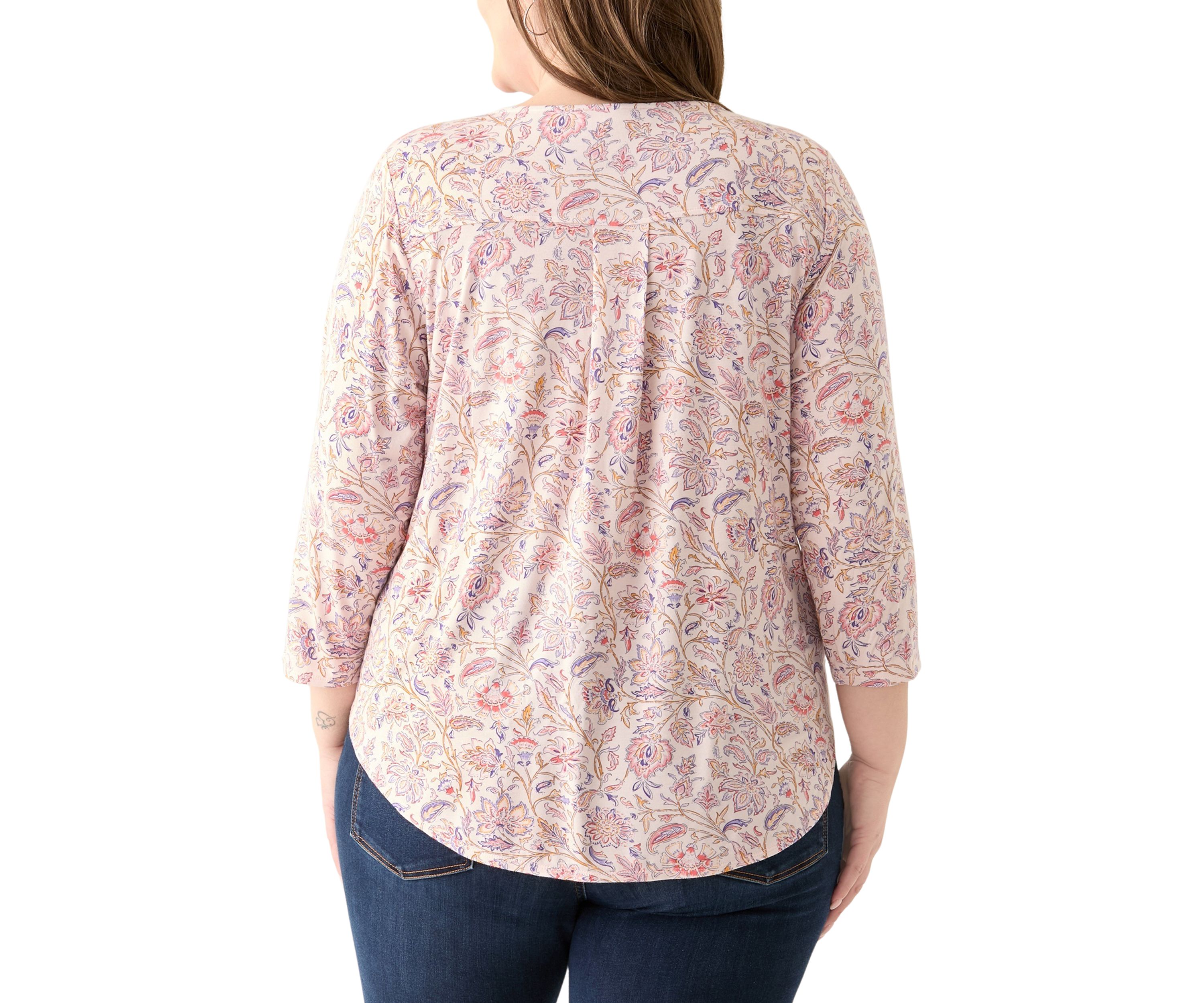 Plus Size 3/4 Sleeve Pleat Back Knit Top