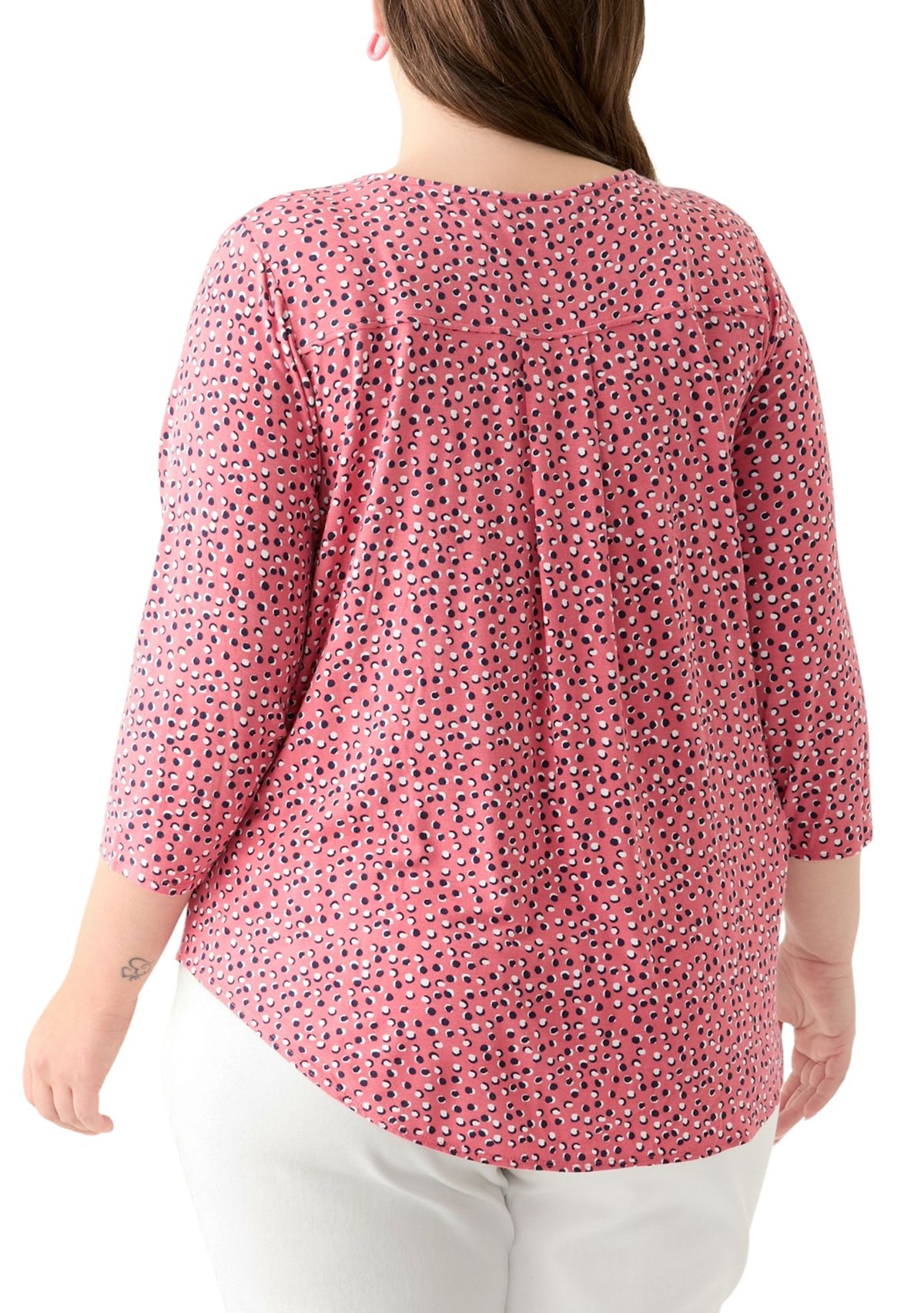 Plus Size 3/4 Sleeve Pleat Back Knit Top