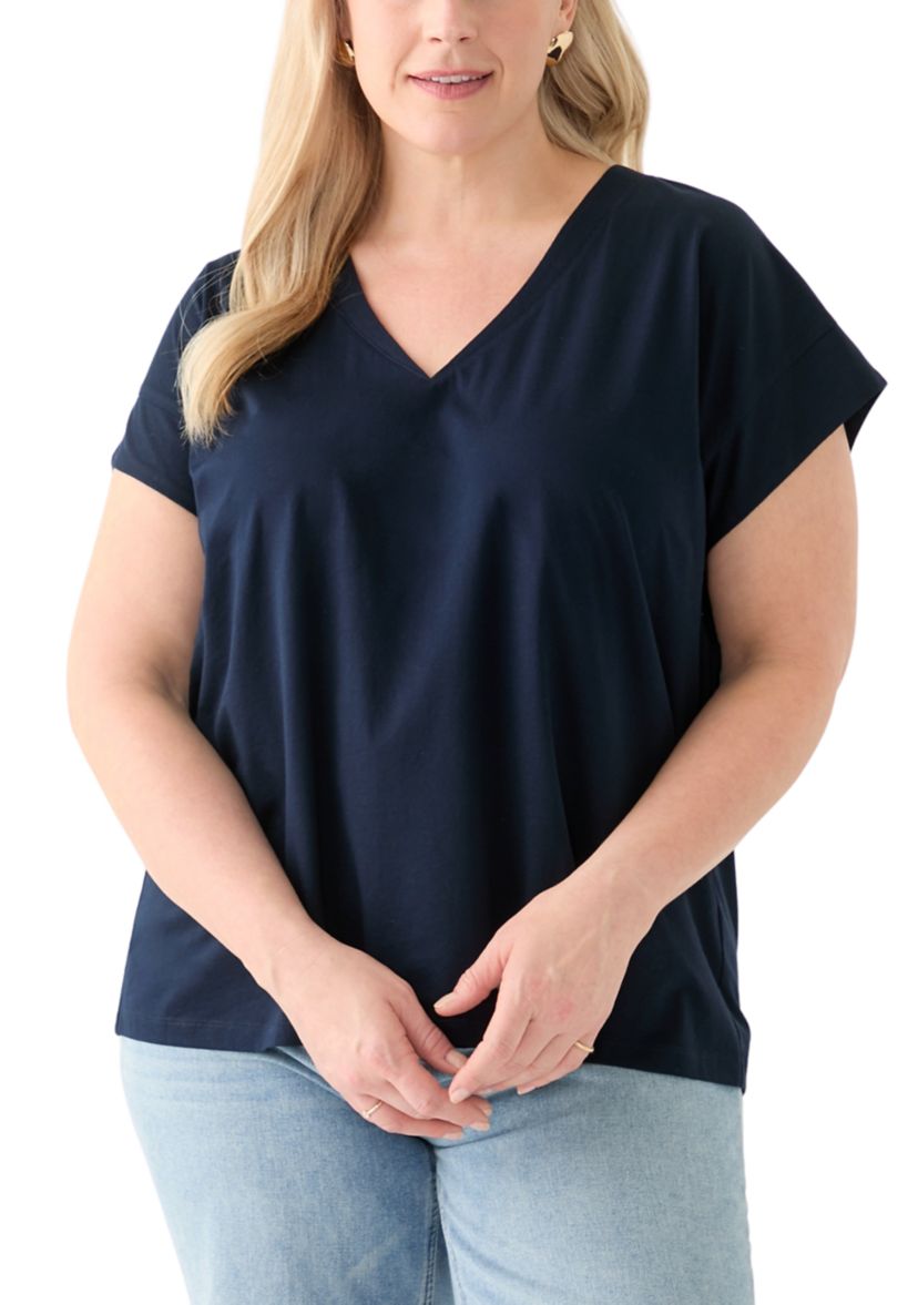 Plus Size Extended Shoulder V-Neck T-Shirt =
