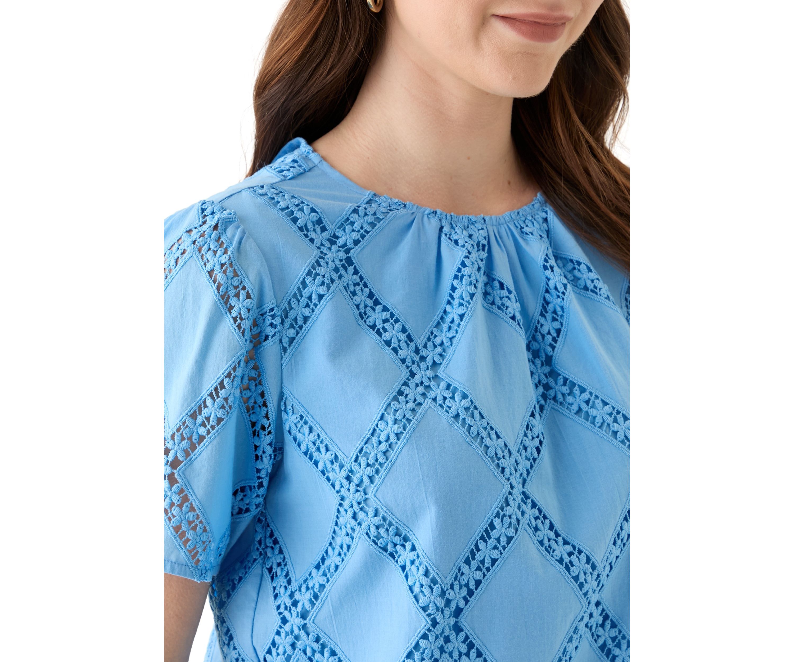 Womens Textured Lace Blouse
