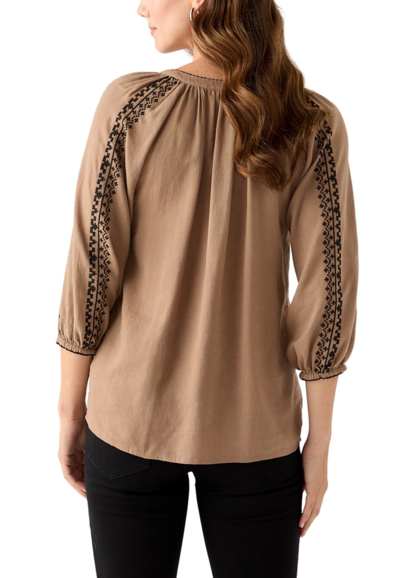 Womens Linen Blend 3/4 Sleeve Embroidered Blouse