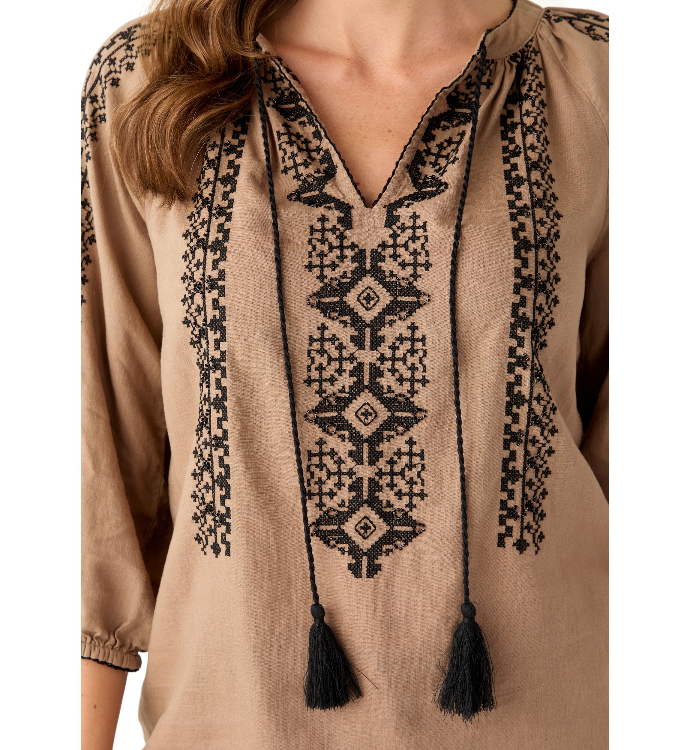 Womens Linen Blend 3/4 Sleeve Embroidered Blouse