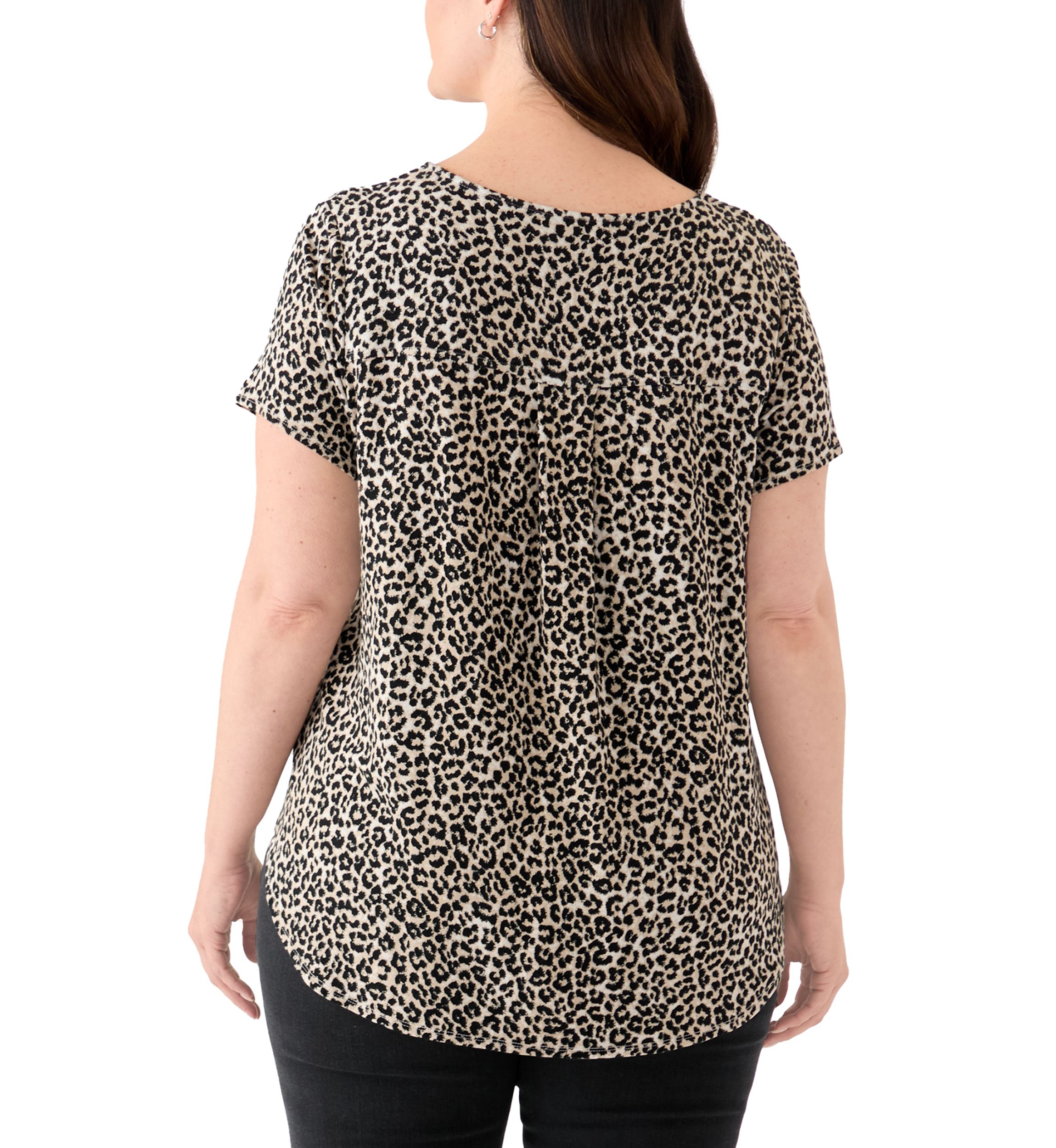 Plus Size Short Sleeve Pleat Back T-Shirt