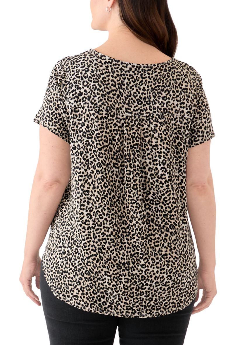 Plus Size Short Sleeve Pleat Back T-Shirt
