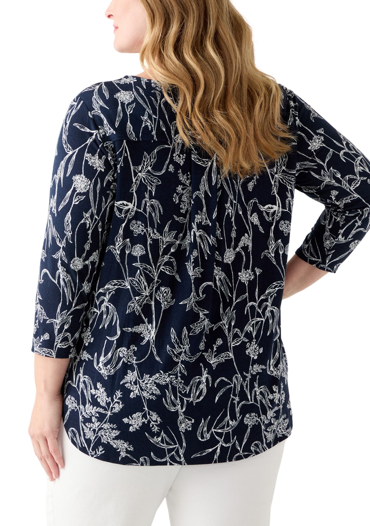 Plus Size Three-Quarter Sleeve Pleatback Tee