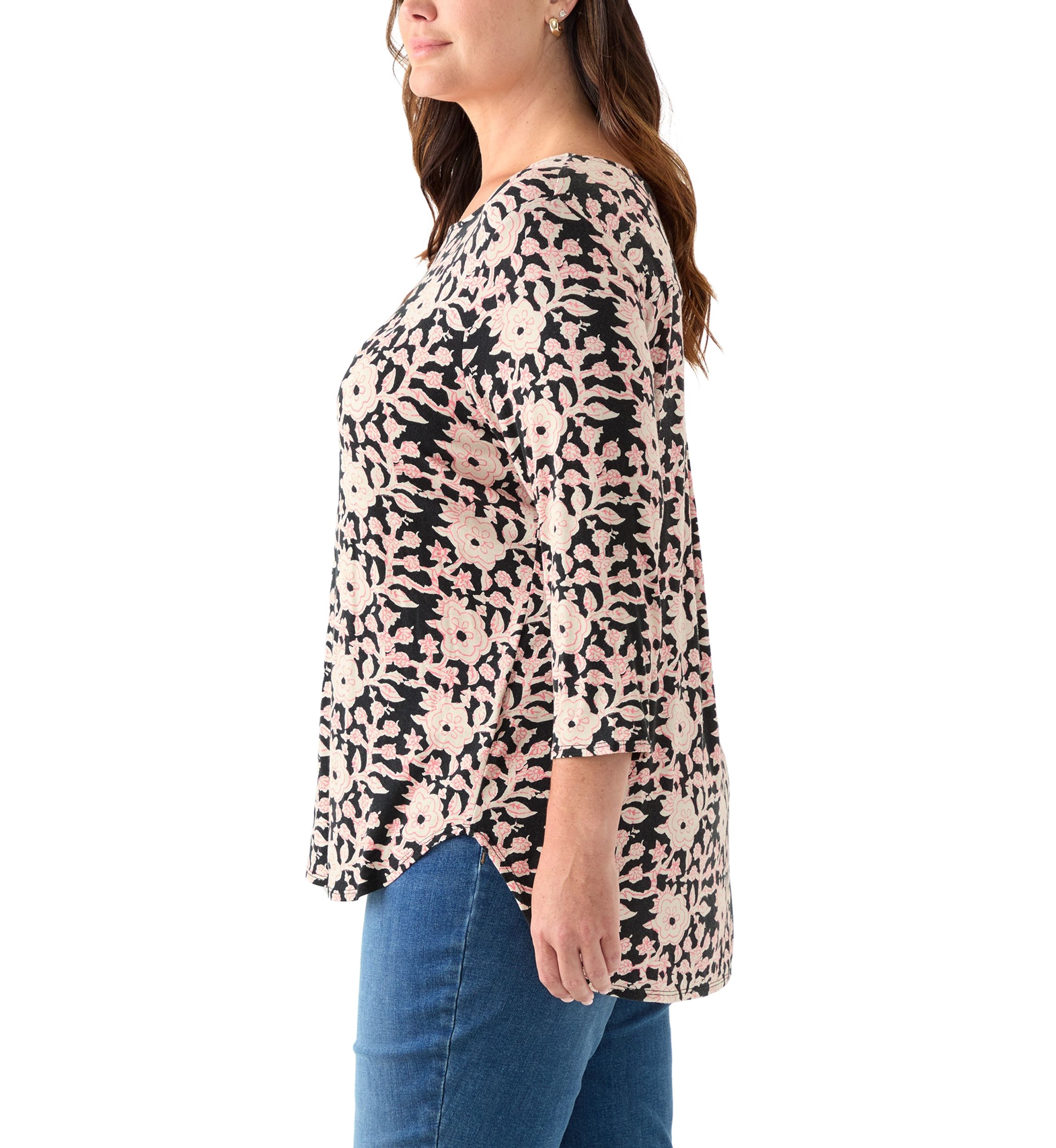  Plus Size 3/4 Sleeve Pleat Back T-Shirt 