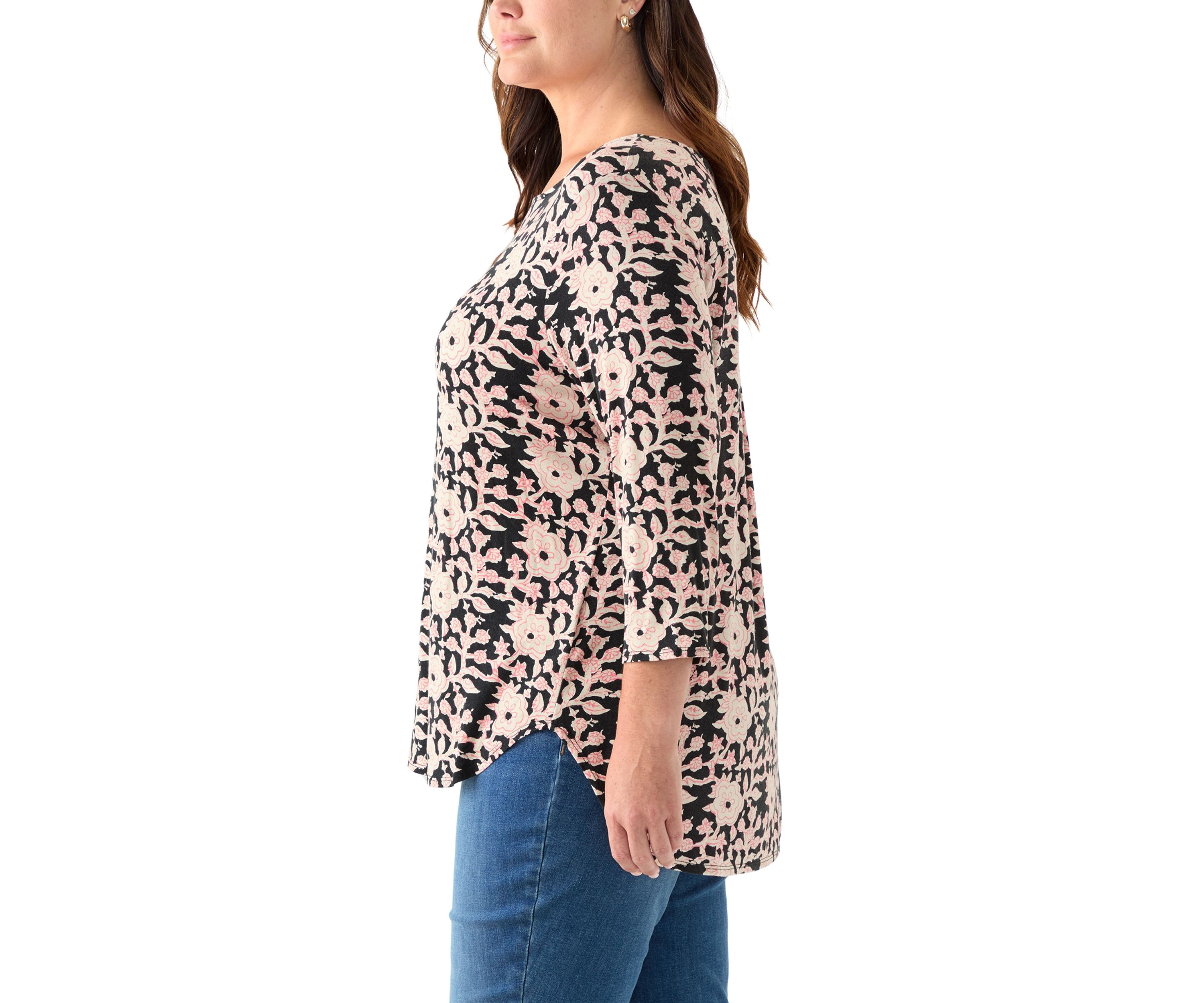  Plus Size 3/4 Sleeve Pleat Back T-Shirt 