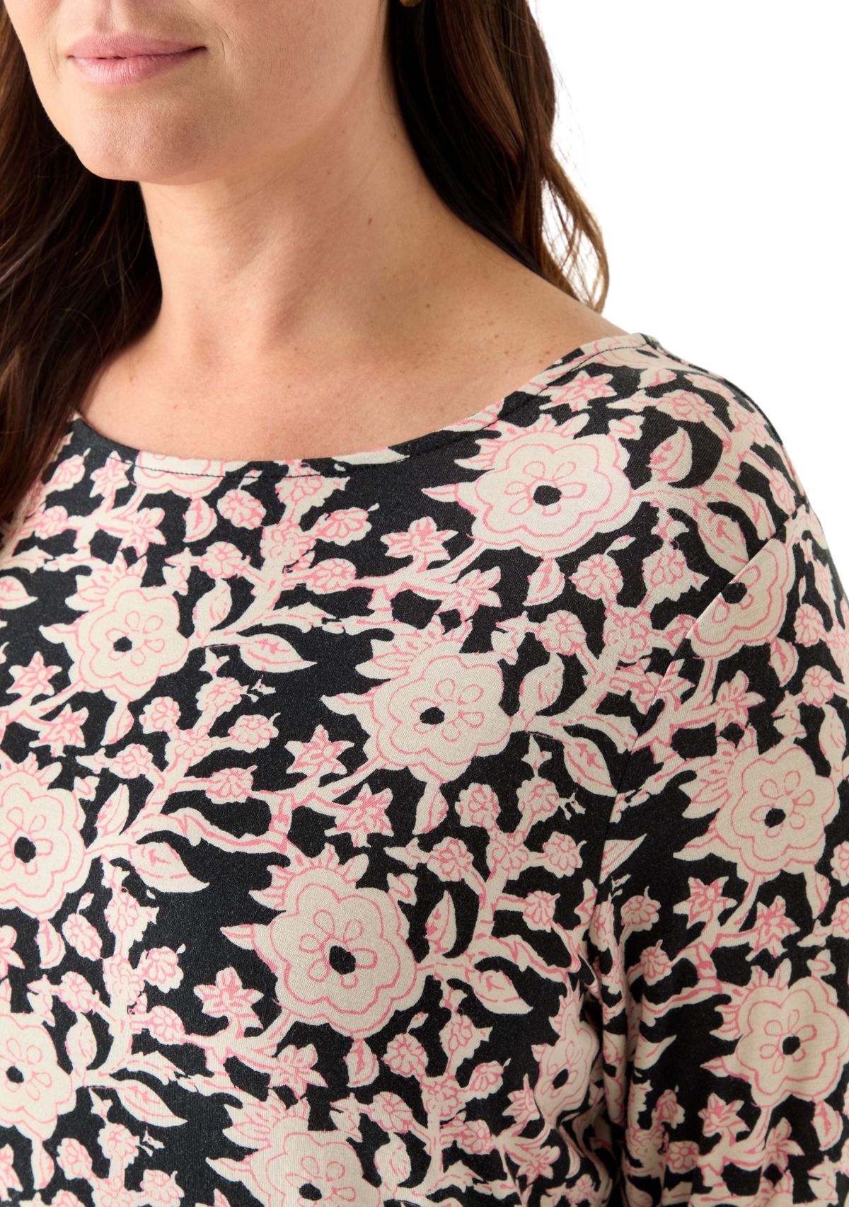  Plus Size 3/4 Sleeve Pleat Back T-Shirt 