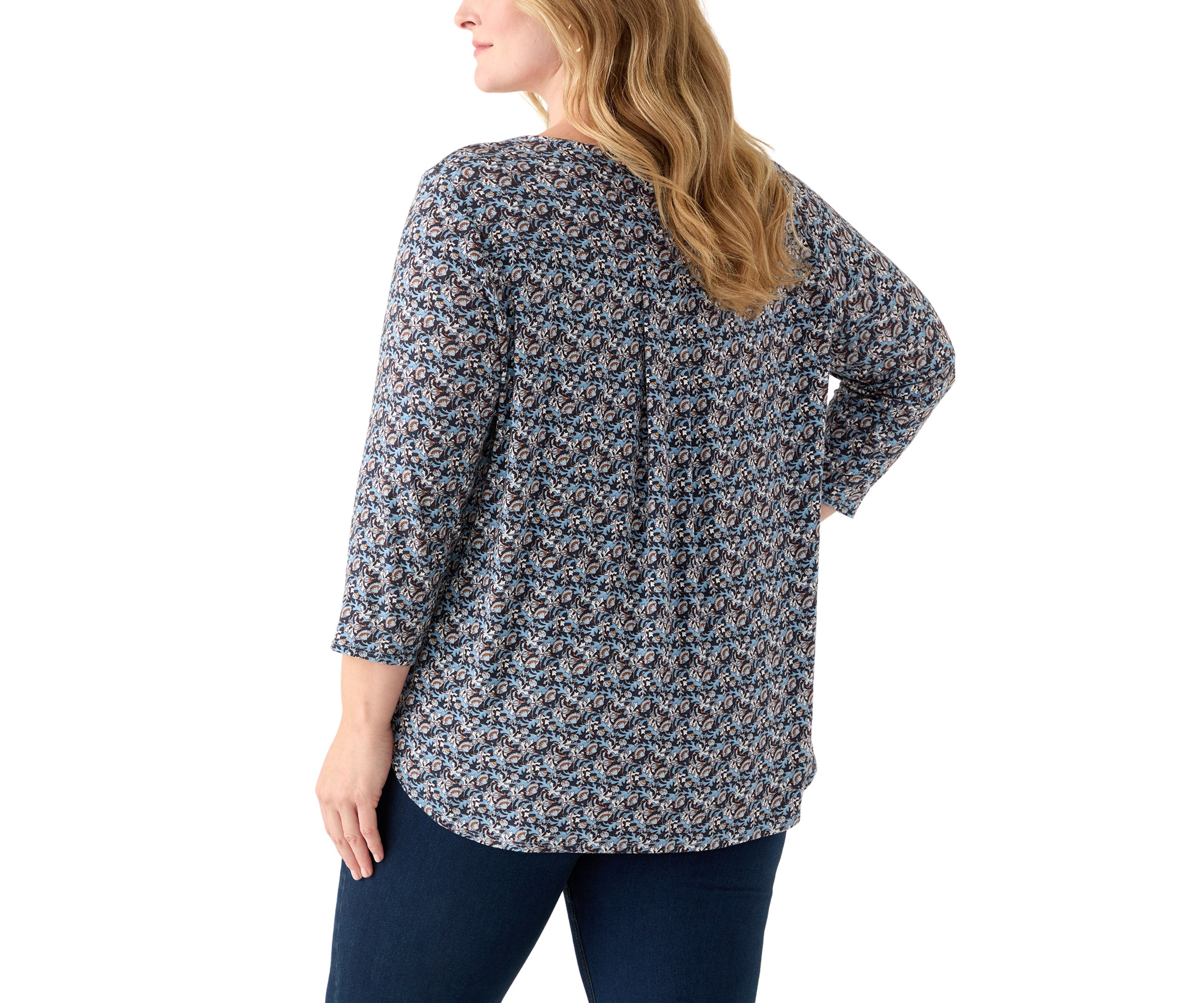Plus Size Three-Quarter Sleeve Pleatback Tee