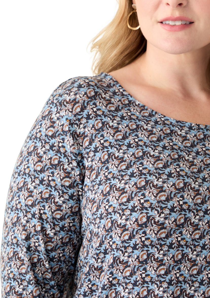 Plus Size Three-Quarter Sleeve Pleatback Tee
