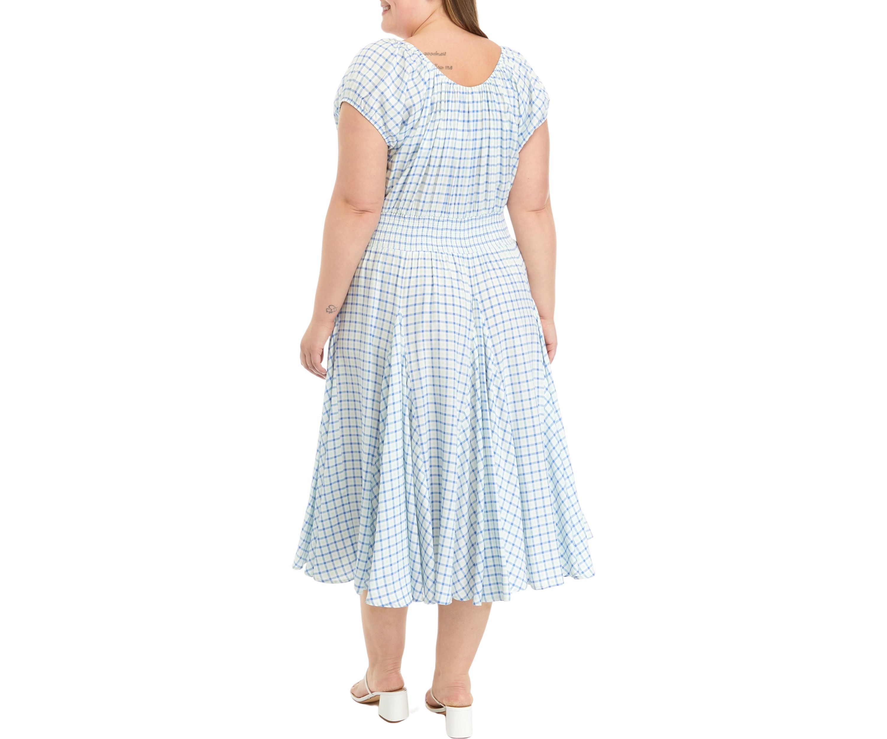 Plus Size Scoop Neck Dress with Tie Front