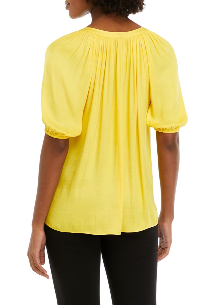 Womens Puff Sleeve Airflow Blouse