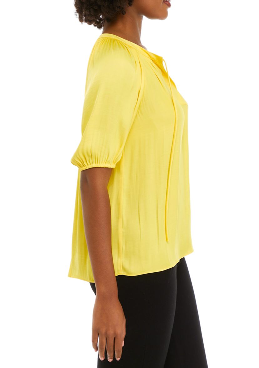 Womens Puff Sleeve Airflow Blouse