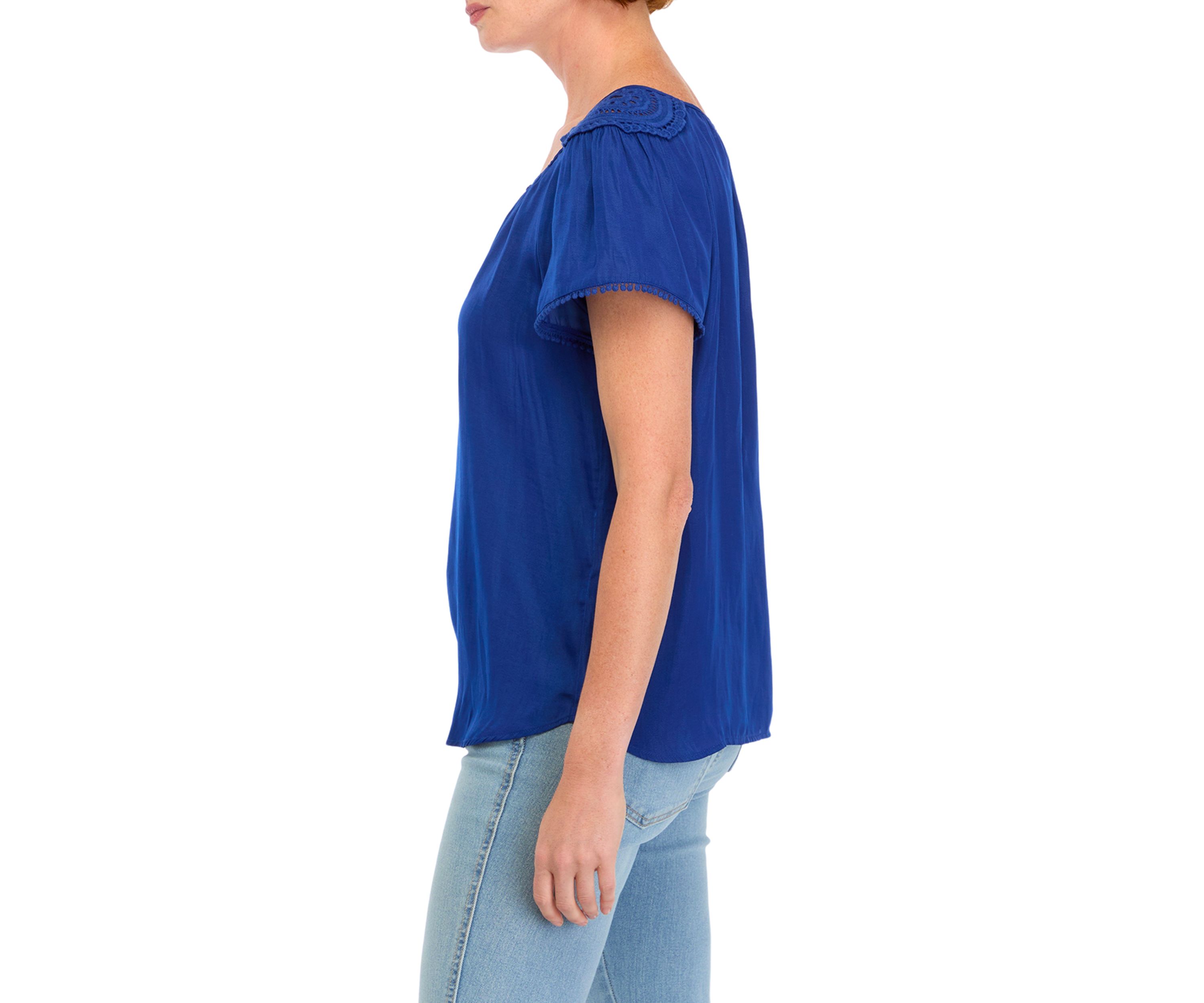Womens Raglan Sleeve Blouse with Lace