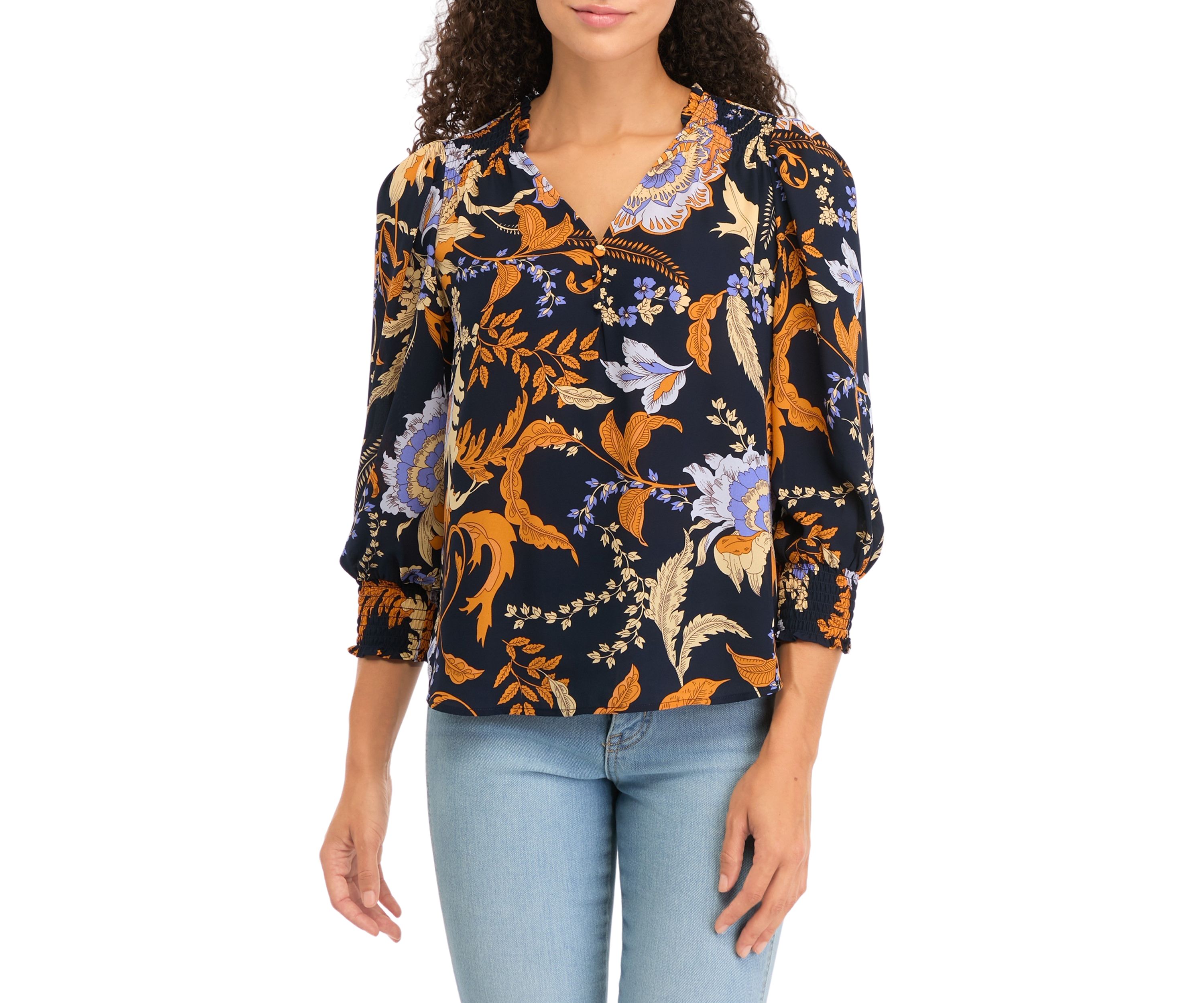 Petite 3/4 Puff Sleeve Woven Printed V-Neck Blouse