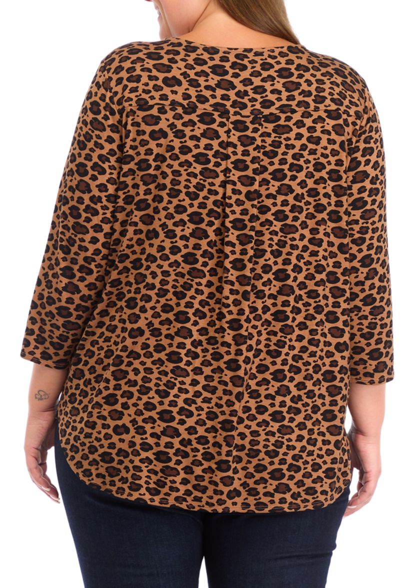 Plus Size Pleated Printed Back Knit Top