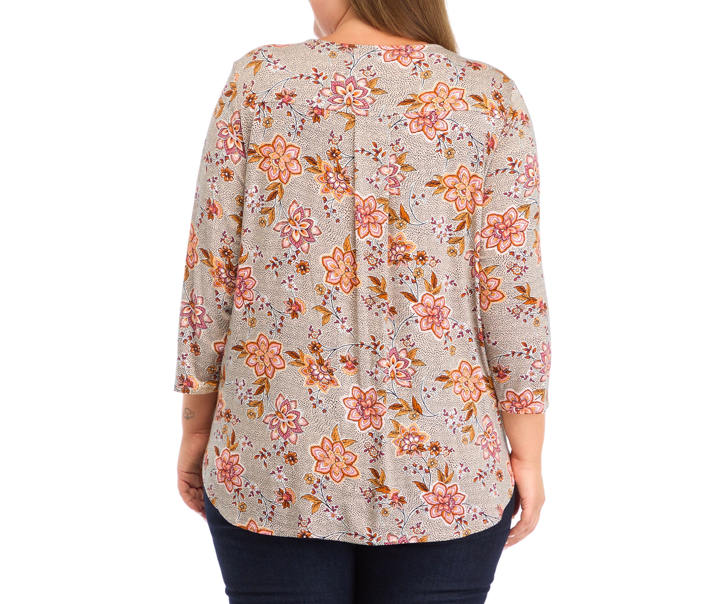 Plus Size Pleated Printed Back Knit Top