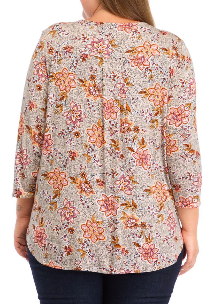 Plus Size Pleated Printed Back Knit Top