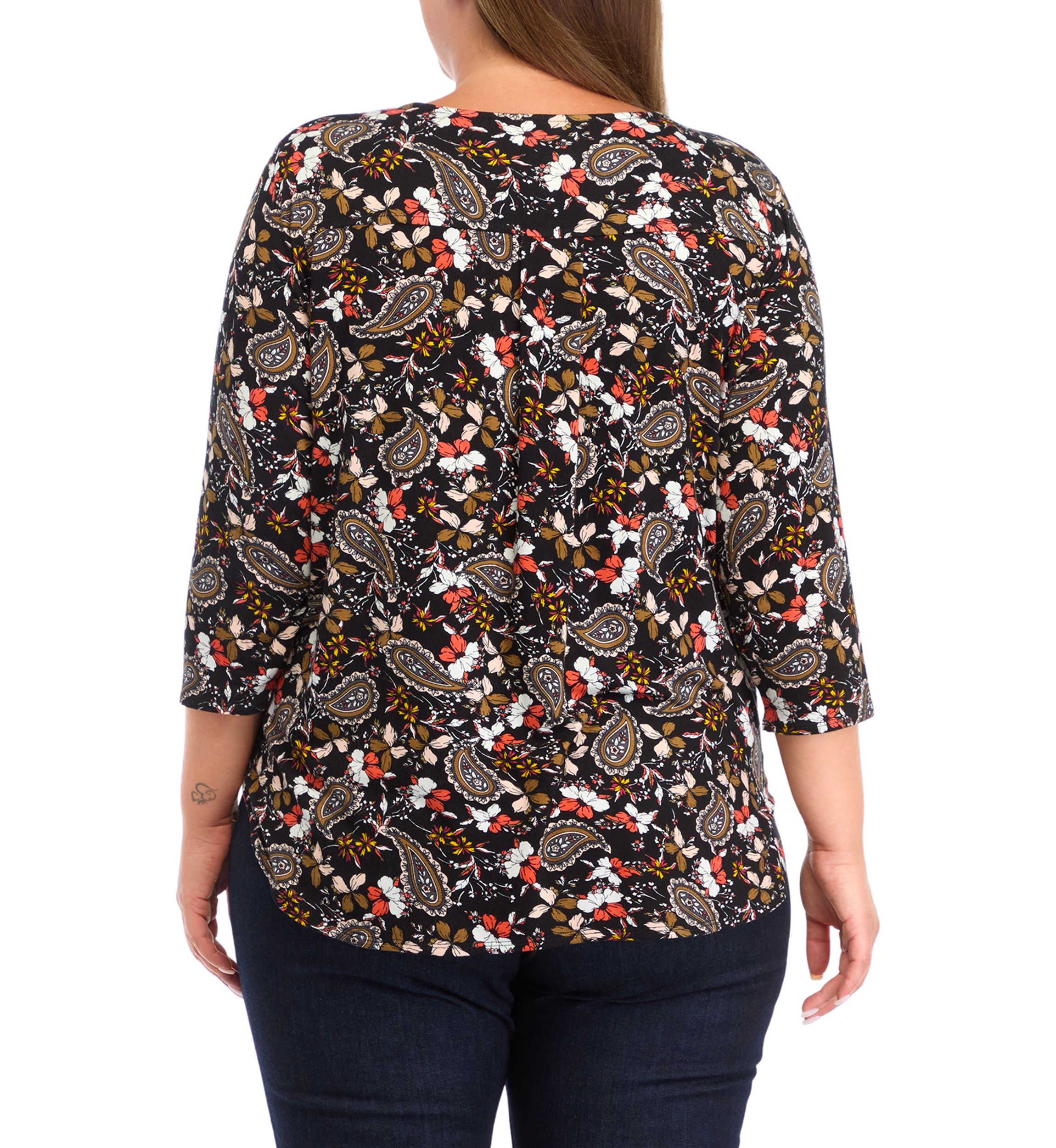 Plus Size Pleated Printed Back Knit Top