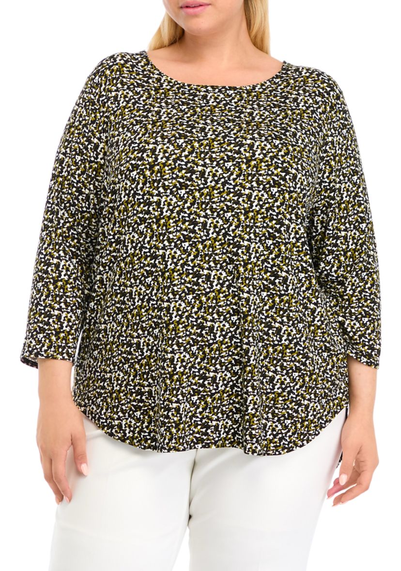Plus Size 3 Quarter Pleat Back Knit Top
