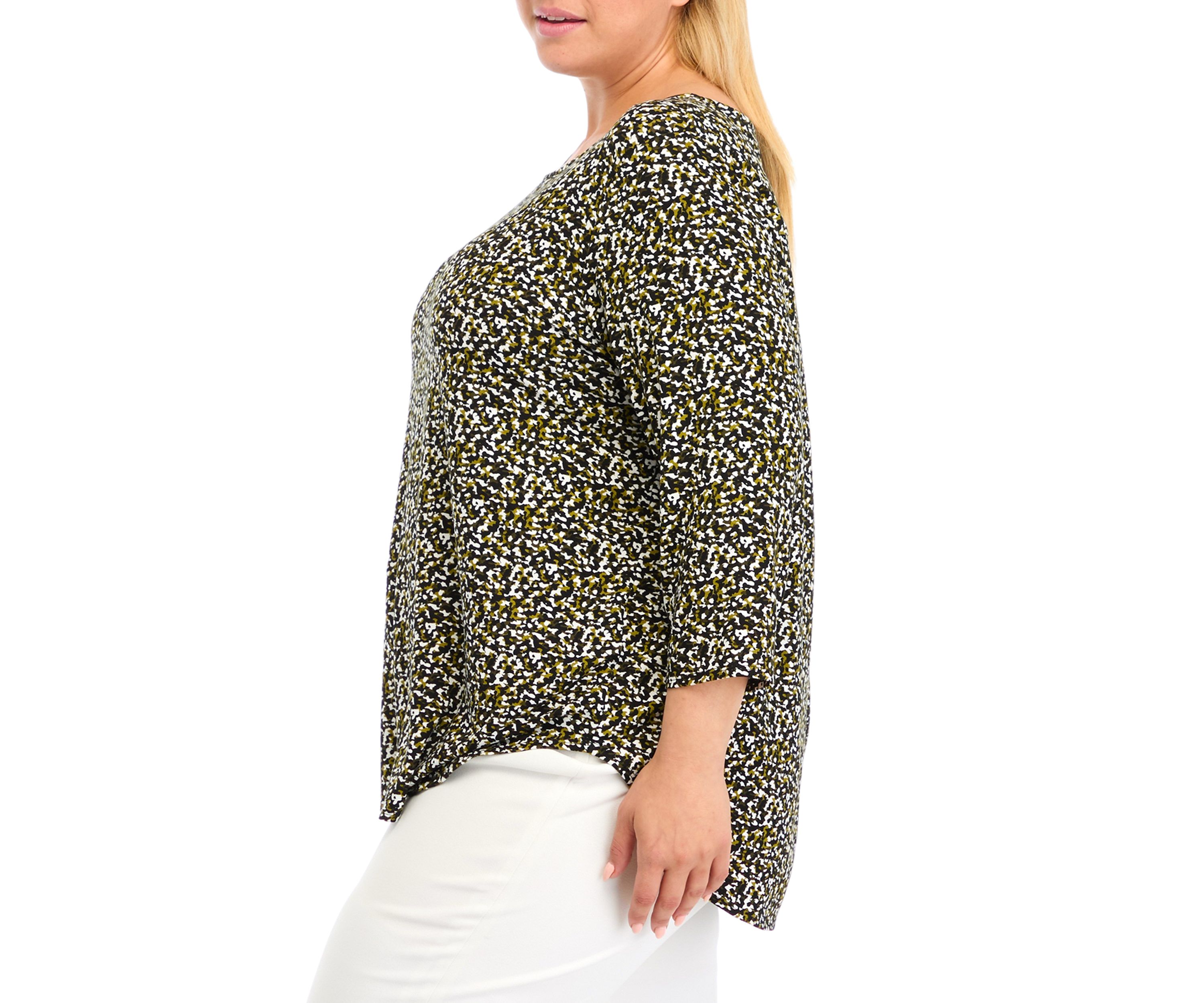 Plus Size 3 Quarter Pleat Back Knit Top