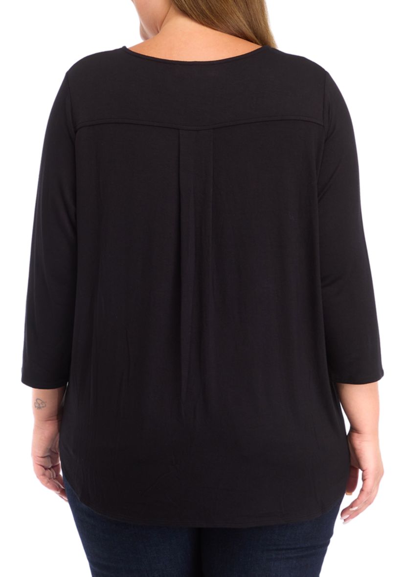 Plus Size Pleated Back Knit Top