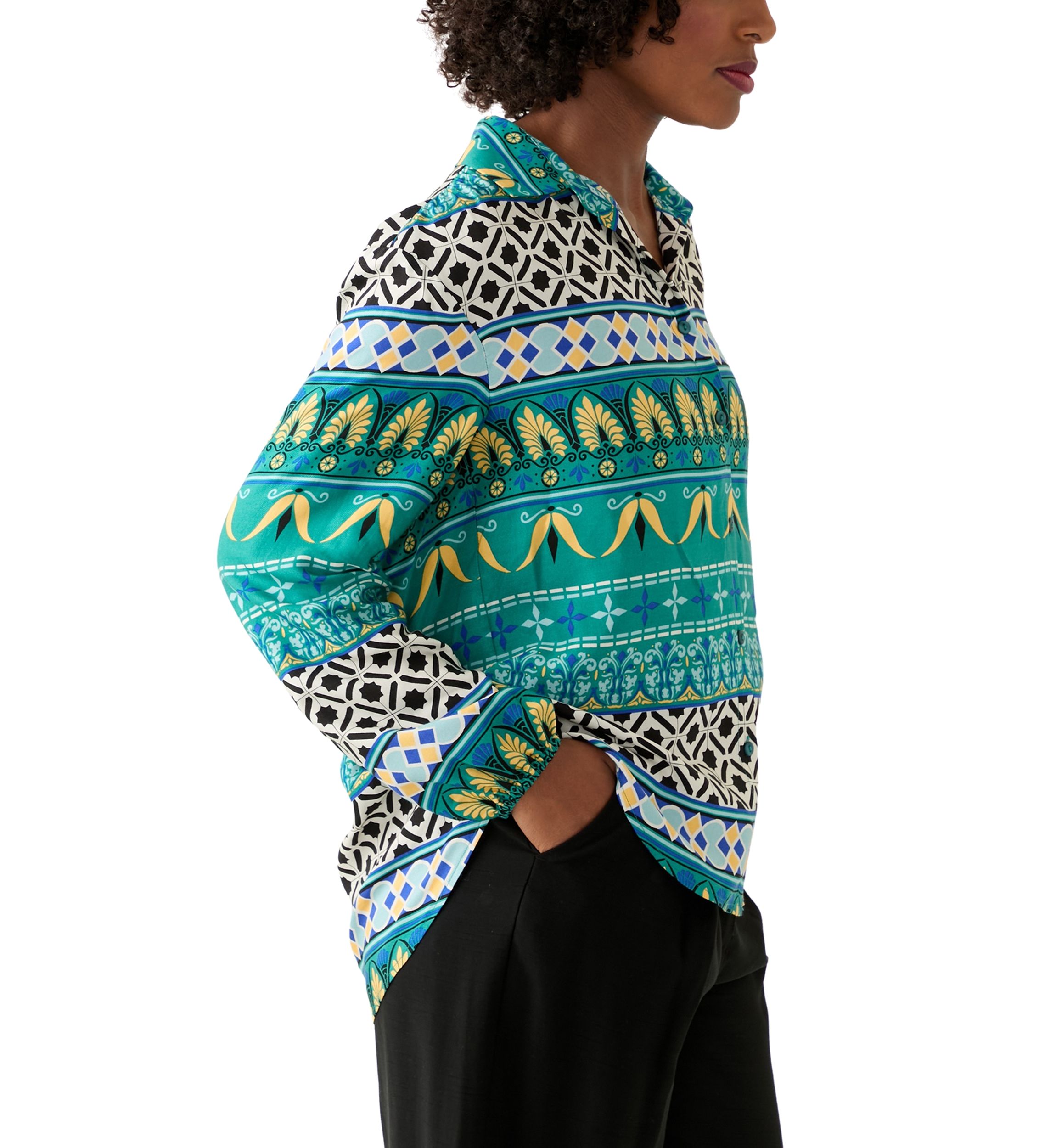 Womens Long Sleeve Printed Collared Button Front Top