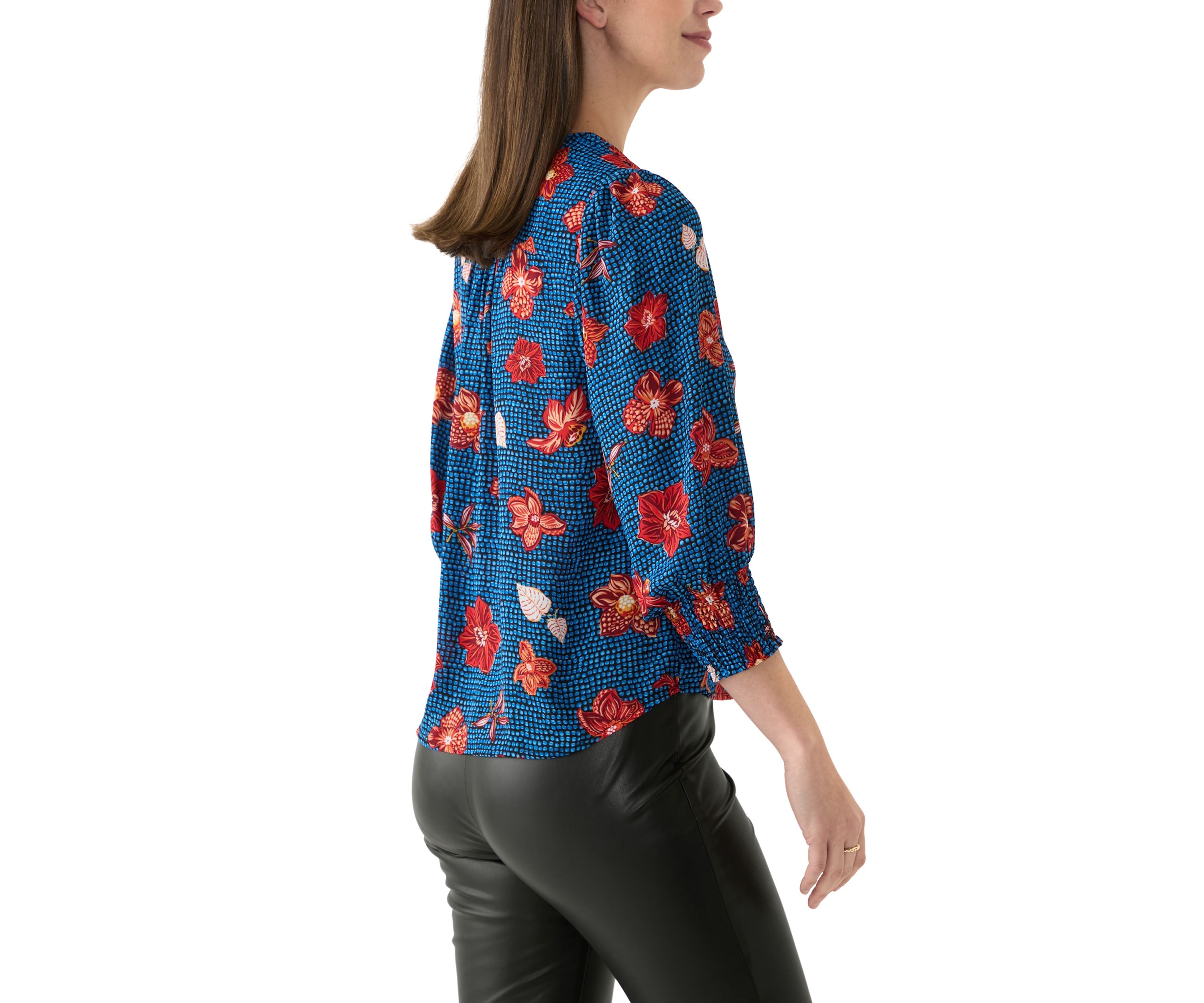 Womens 3/4 Sleeve V-Neck Printed Blouse