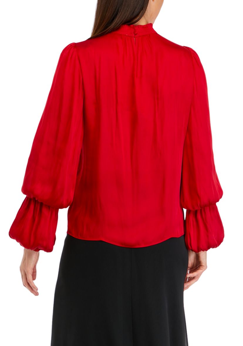 Long Sleeve Mock Neck Airflow Blouse 