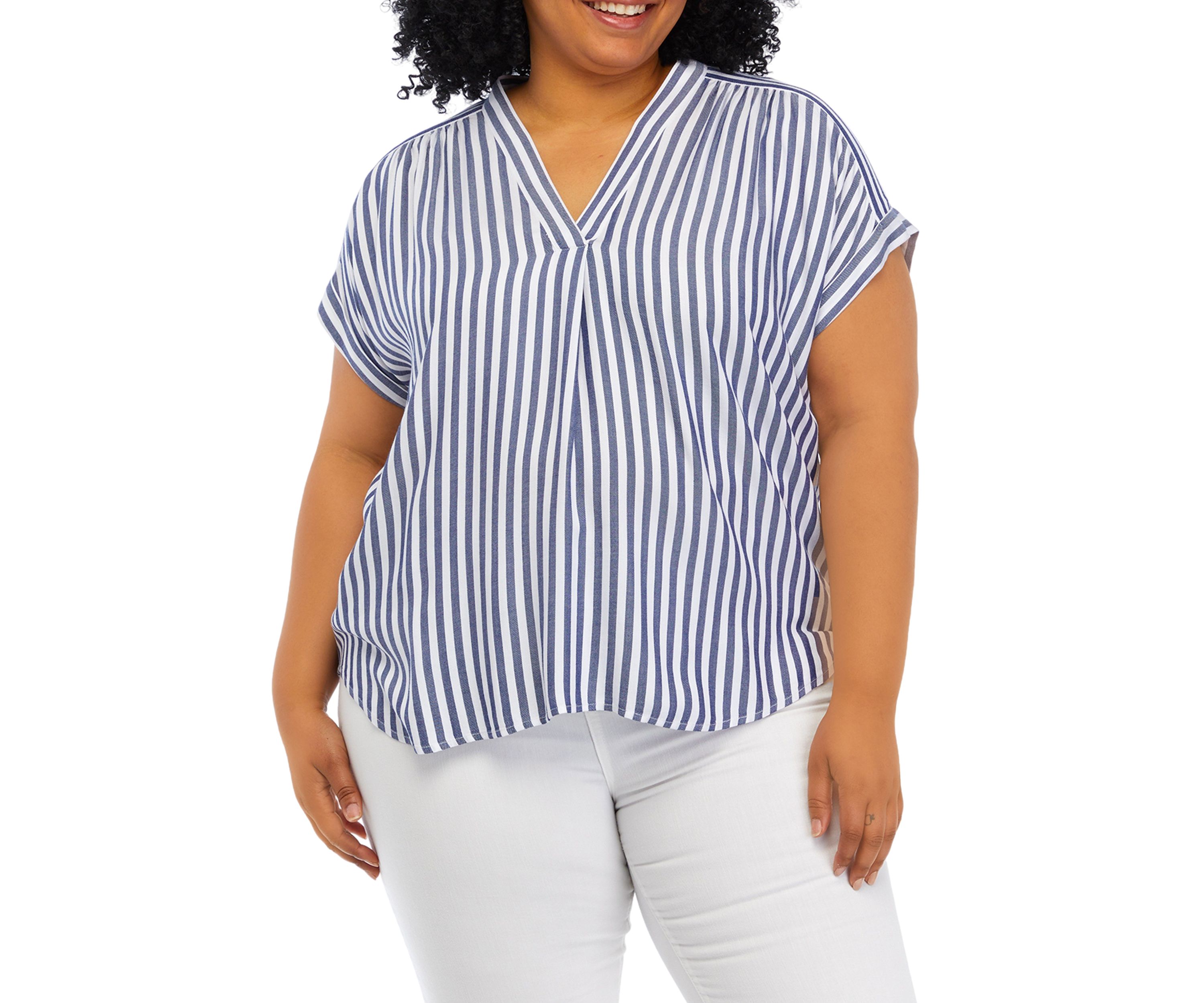 Plus Size Curved Hem V-Neck Placket Blouse