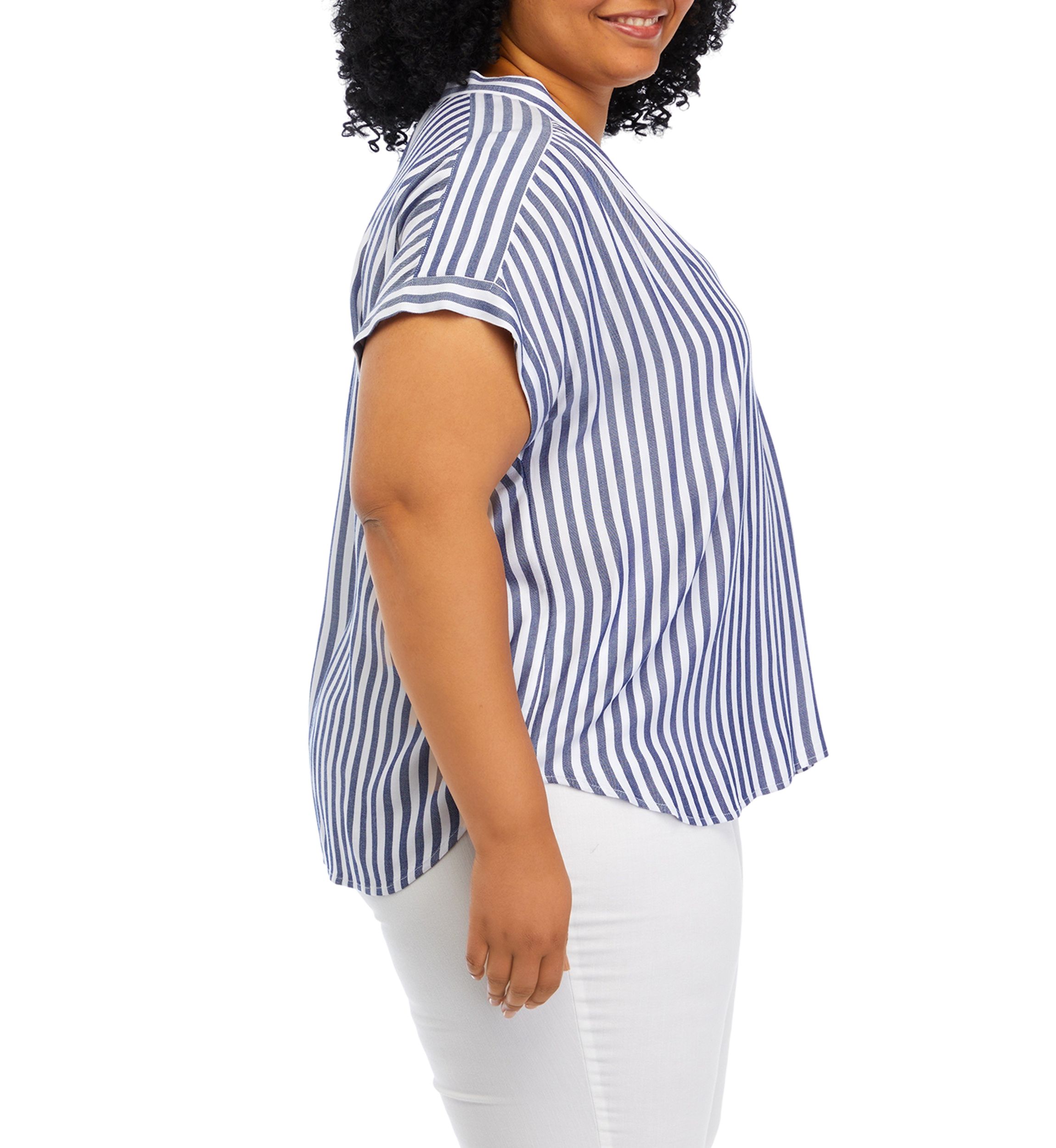 Plus Size Curved Hem V-Neck Placket Blouse