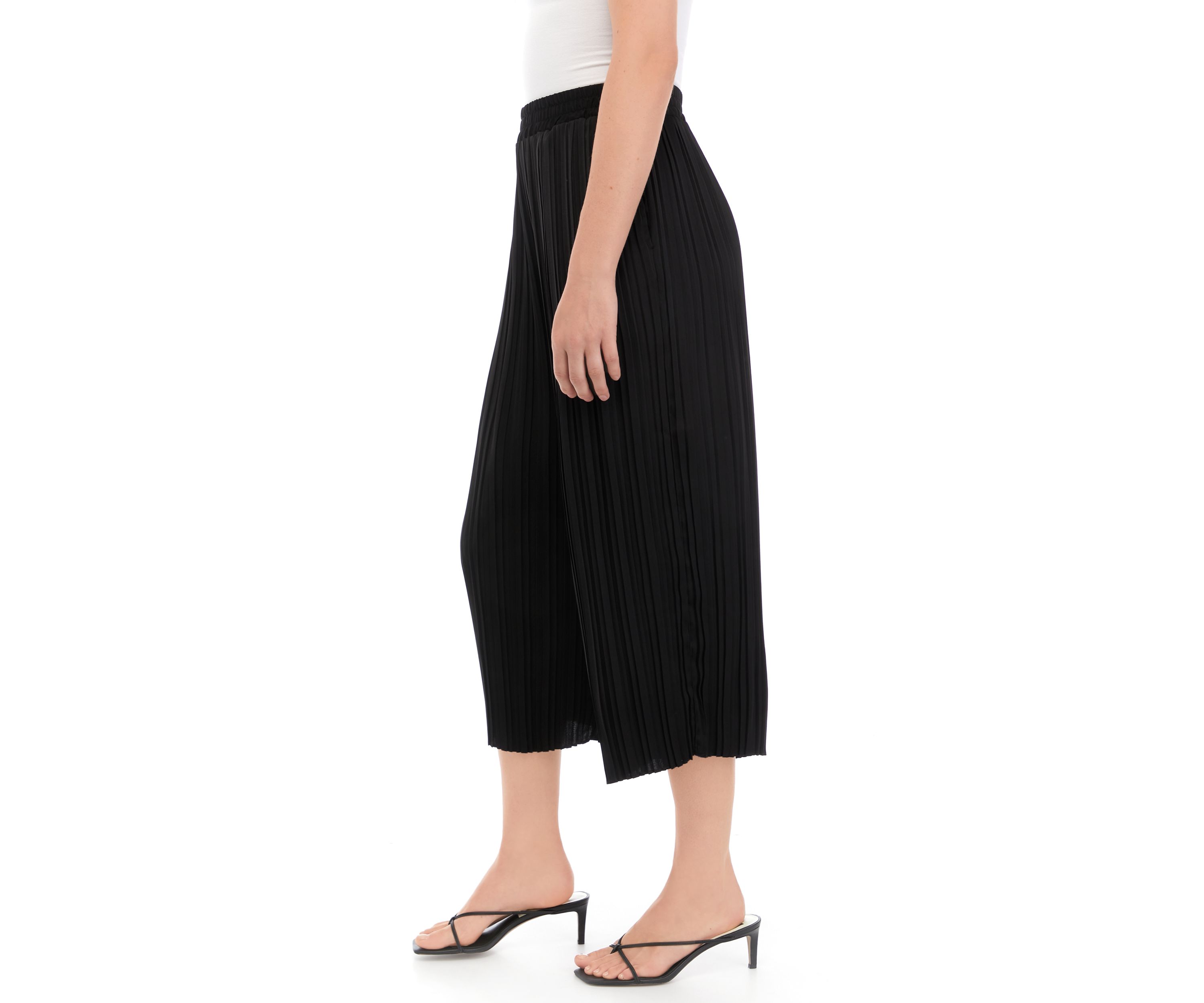 Womens Pull On Cropped Pleated Pants