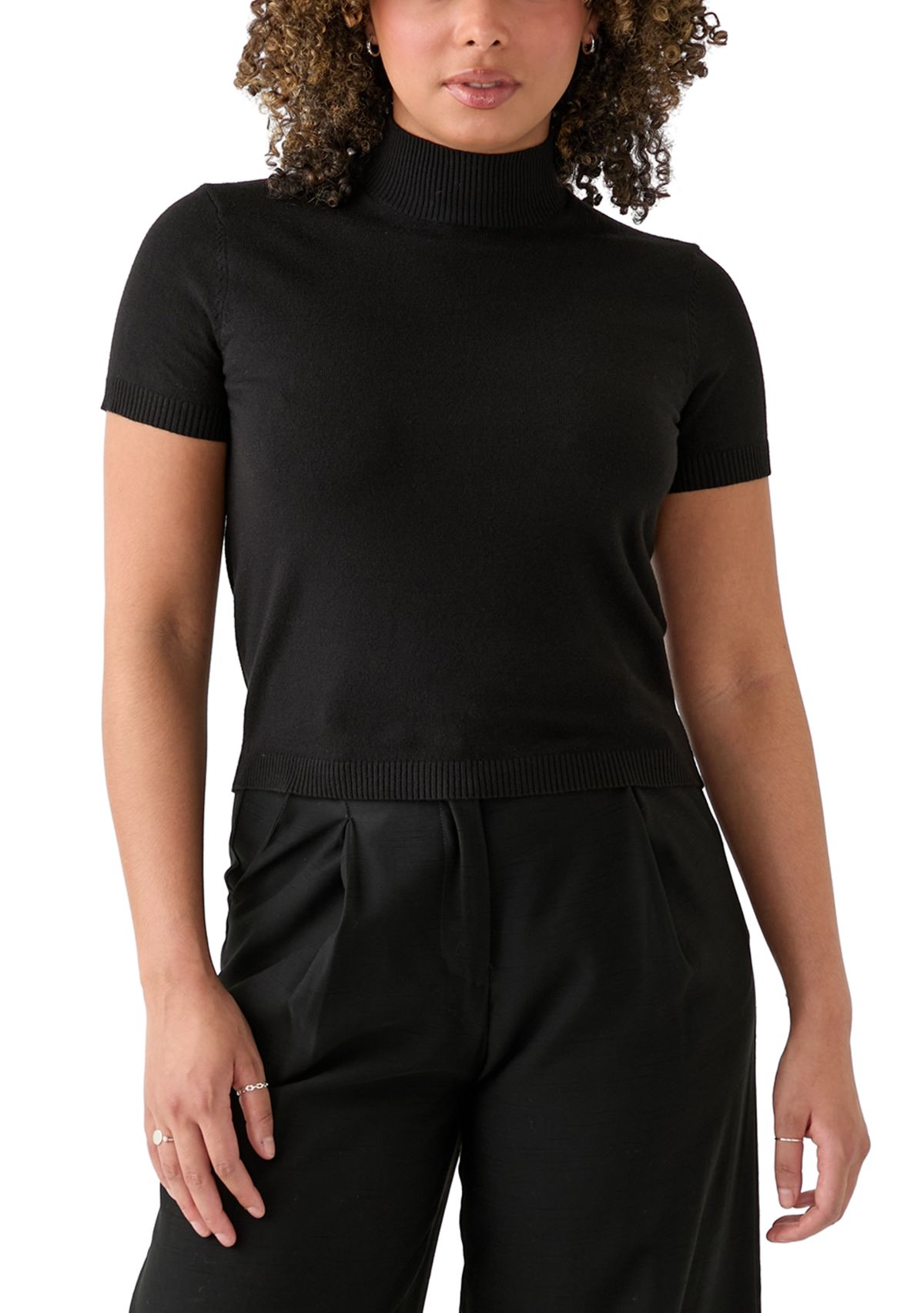 Womens Mock Neck Short Sleeve Cropped Pullover Sweater