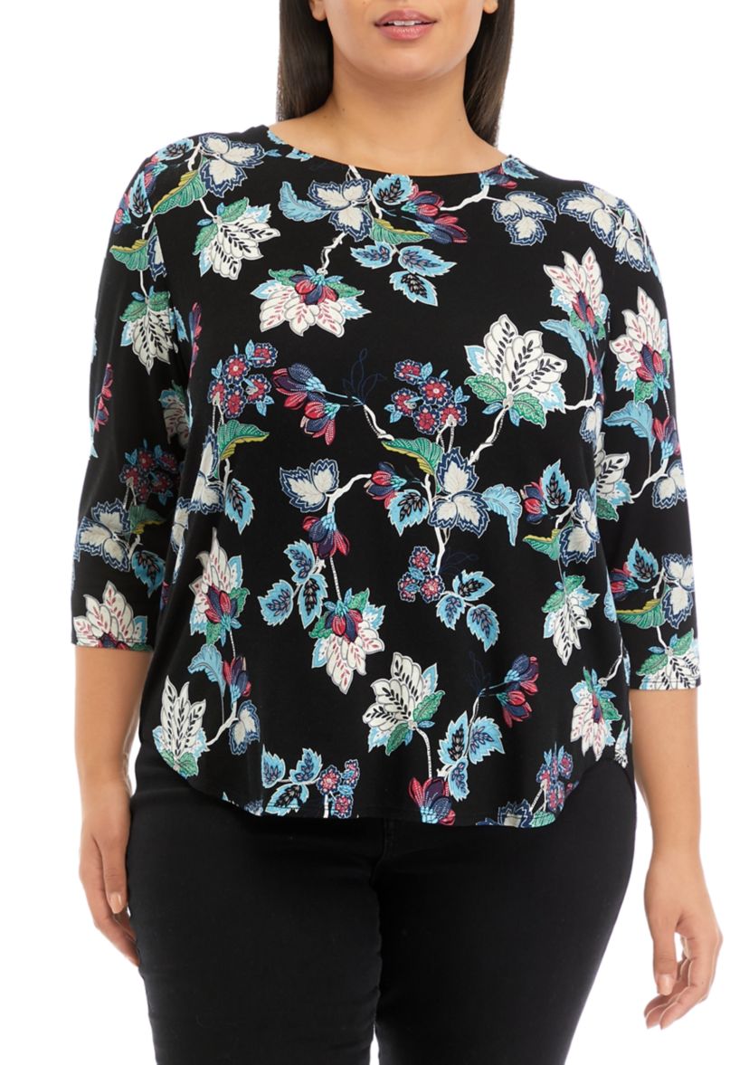 Plus Size 3/4 Sleeve Pleat Back Knit Top