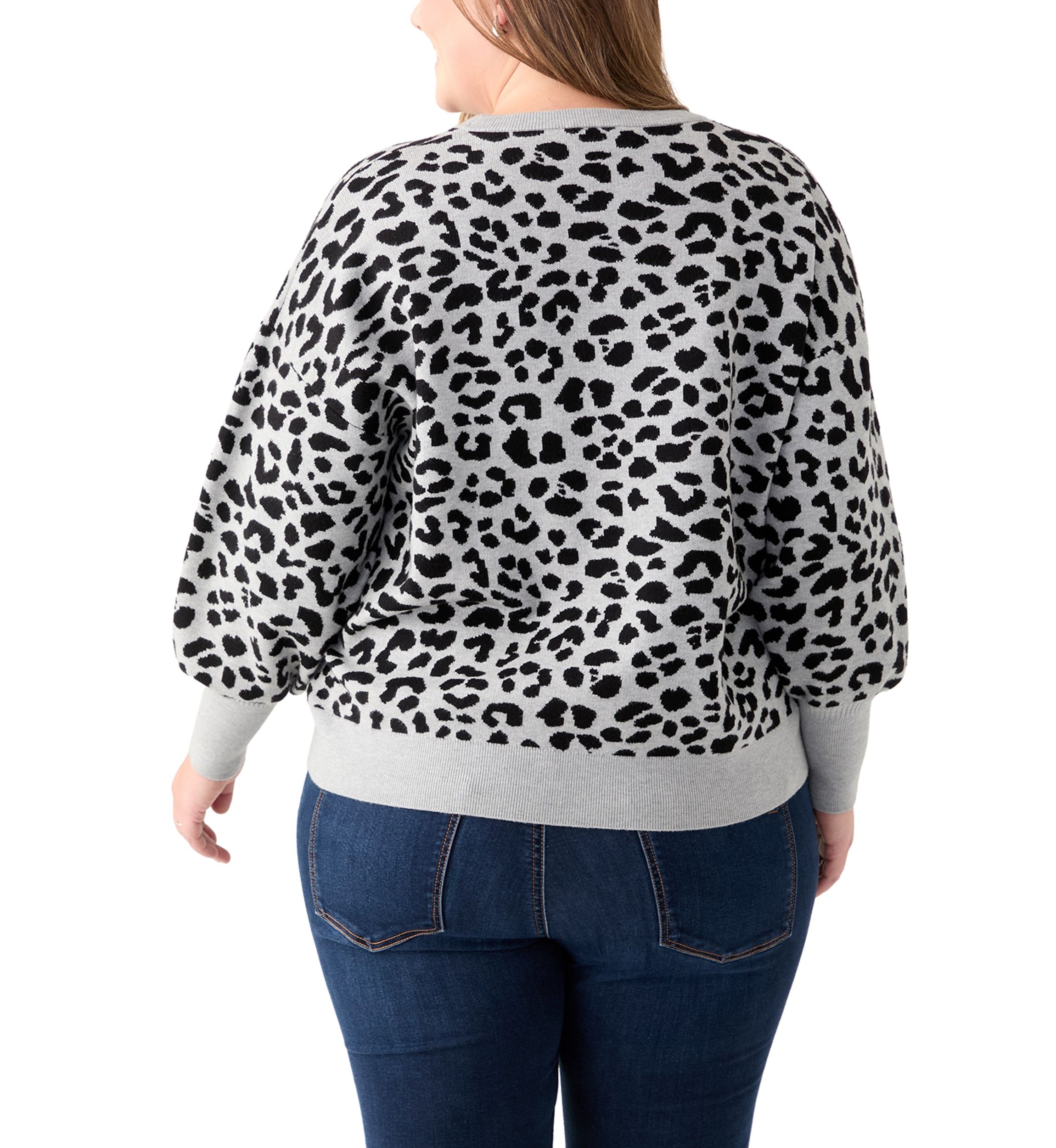 Plus Size Long Sleeve Animal Jacquard Sweater