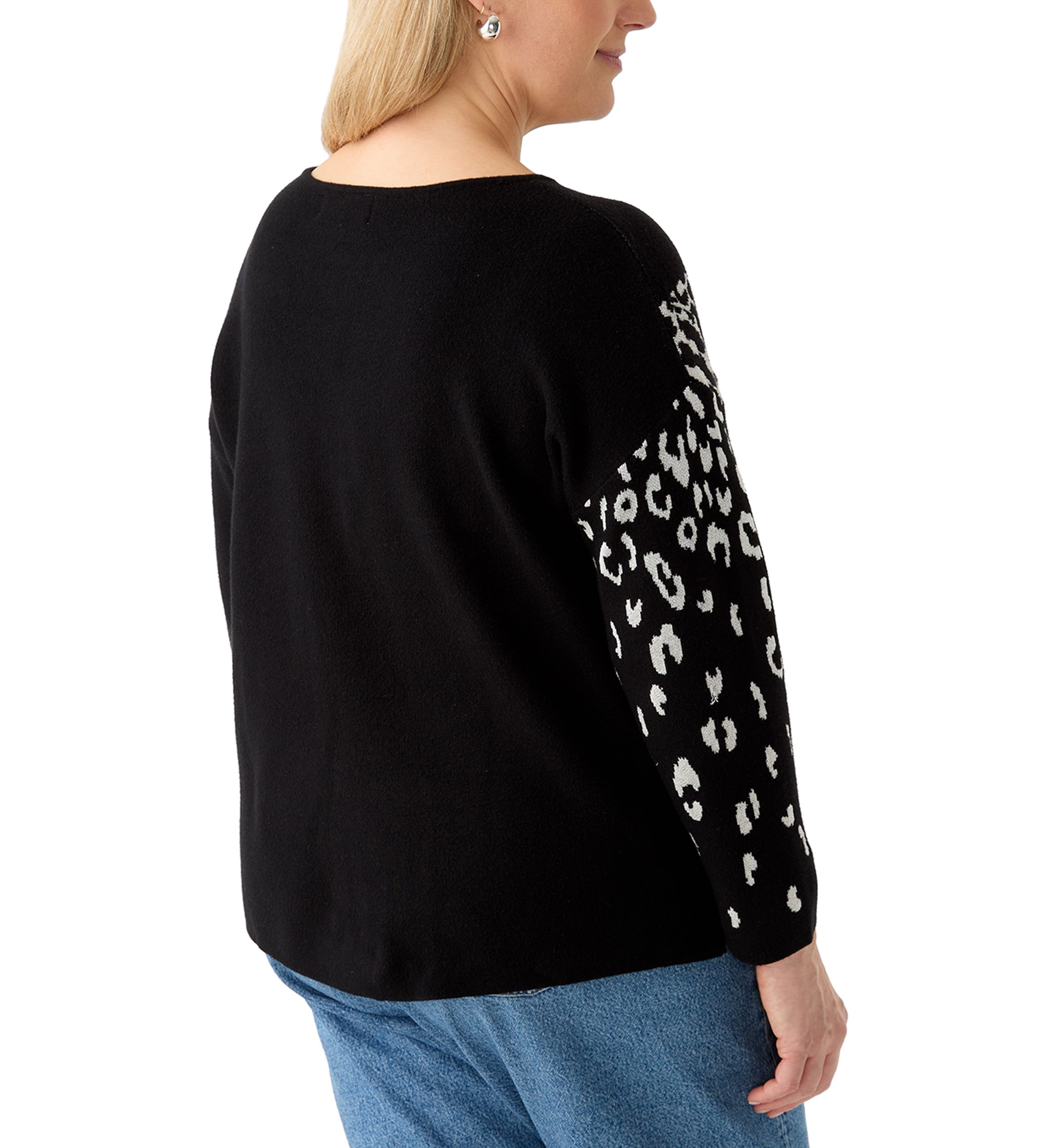 Plus Size Jacquard Graphic Sweater