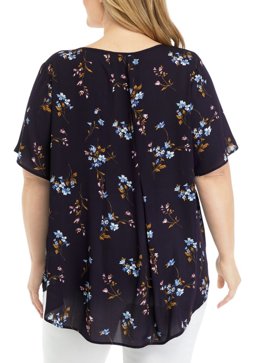 Plus Size Short Sleeve Printed Top with Pleated Back