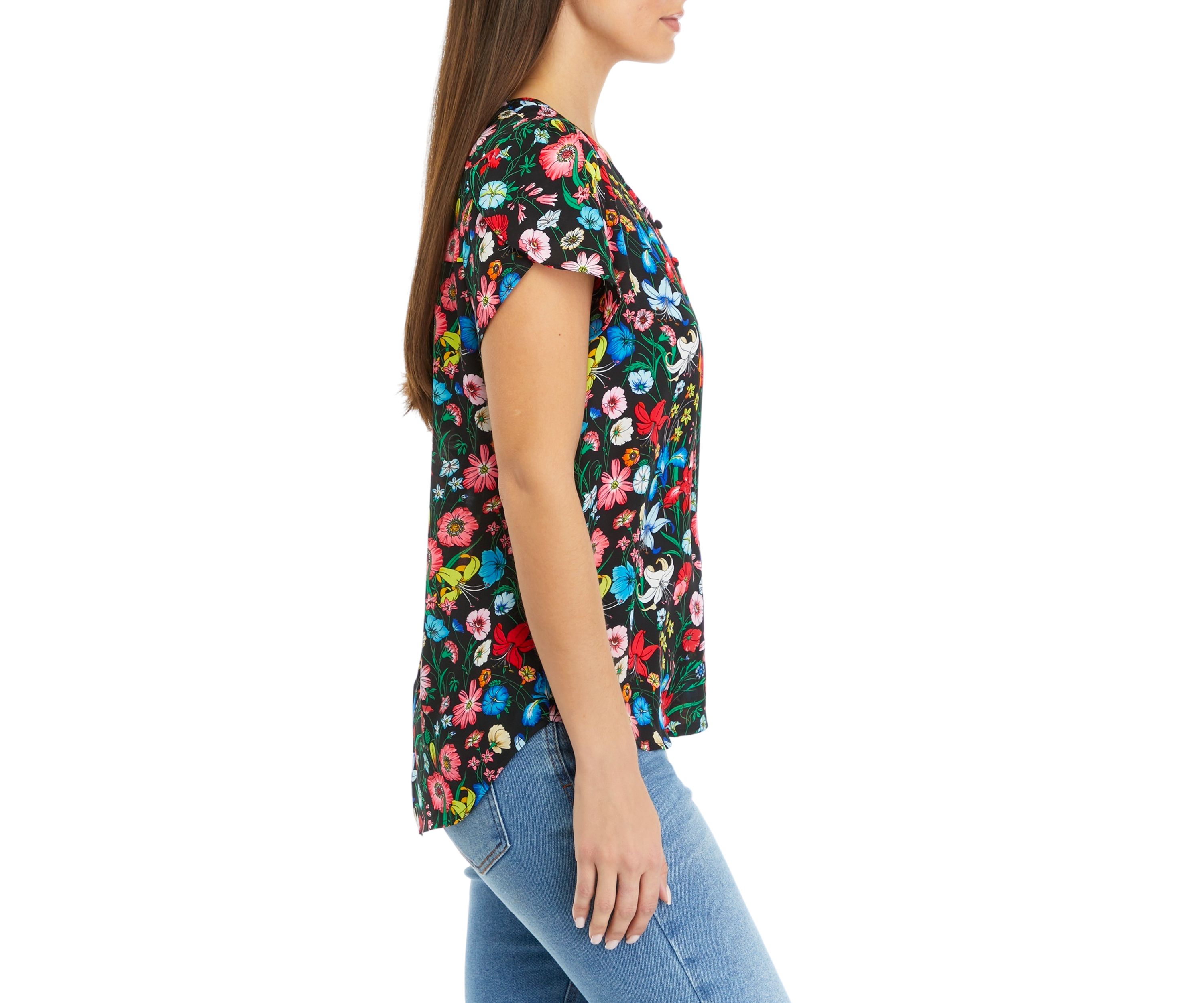 Petite Short Tulip Sleeve V-Neck Printed Blouse