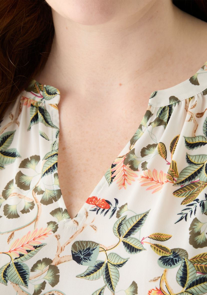 Plus Size Short Sleeve Leafed Flutter Sleeve Split Neck Top 