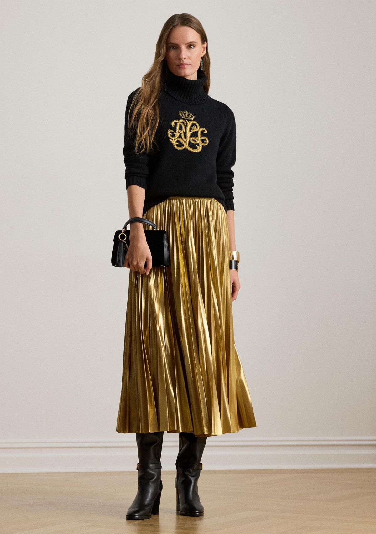 Womens Embroidered-Logo Wool-Blend Turtleneck