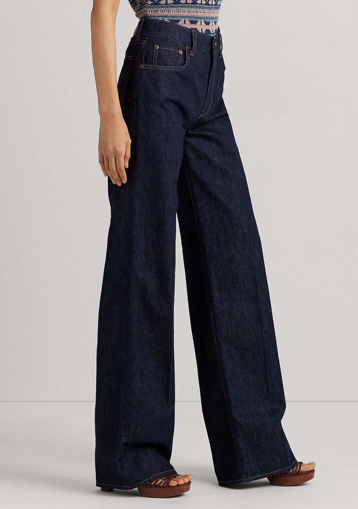 Mid Rise Wide Leg Jeans