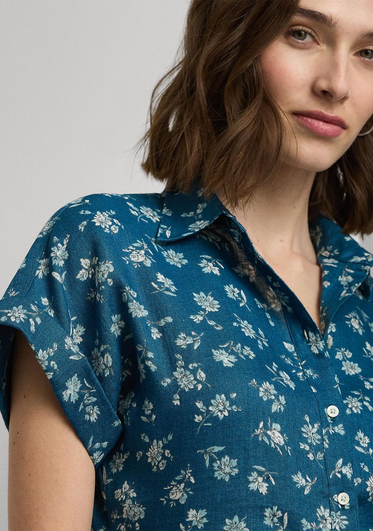 Relaxed Fit Floral Short-Sleeve Shirt