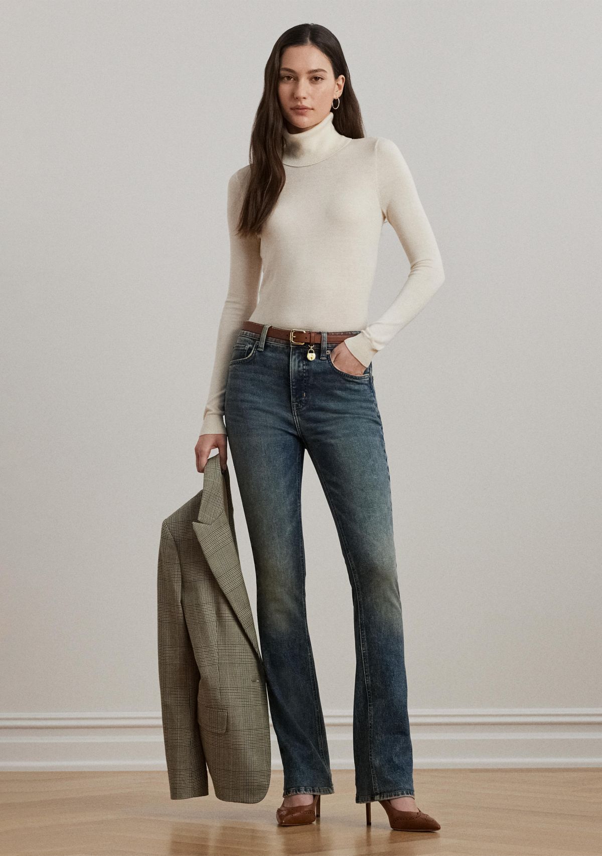 Womens Silk-Blend Turtleneck Sweater