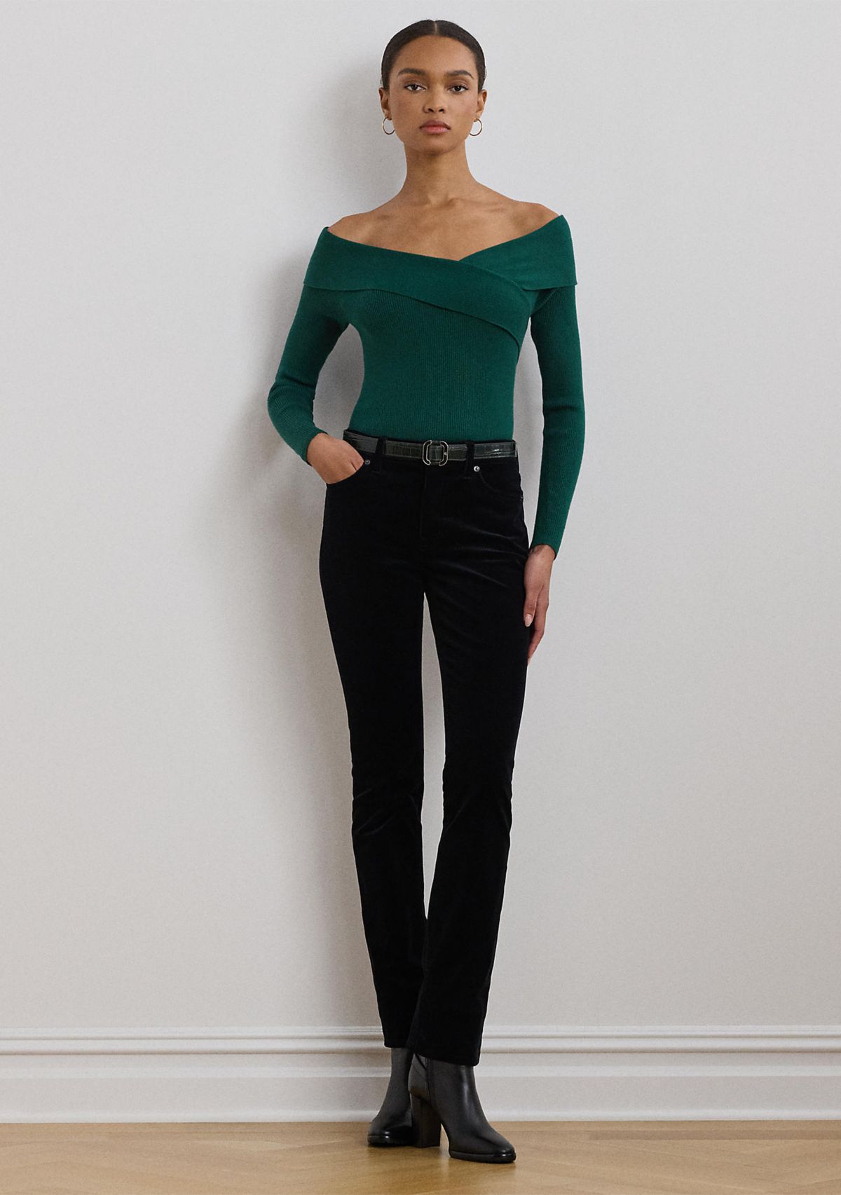 Womens Rib-Knit Off-the-Shoulder Sweater