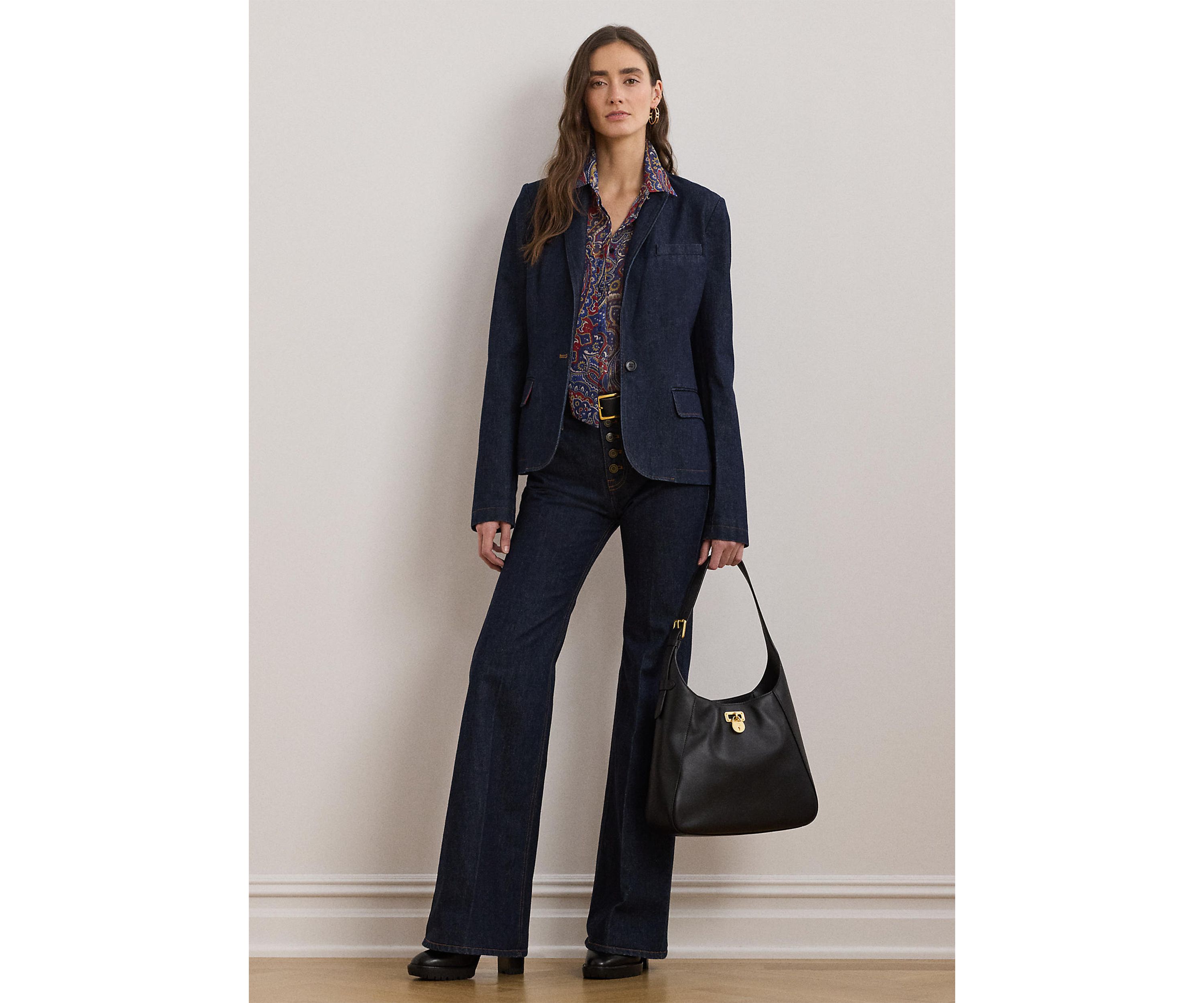 Womens Classic Fit Print Chiffon Tie-Neck Shirt