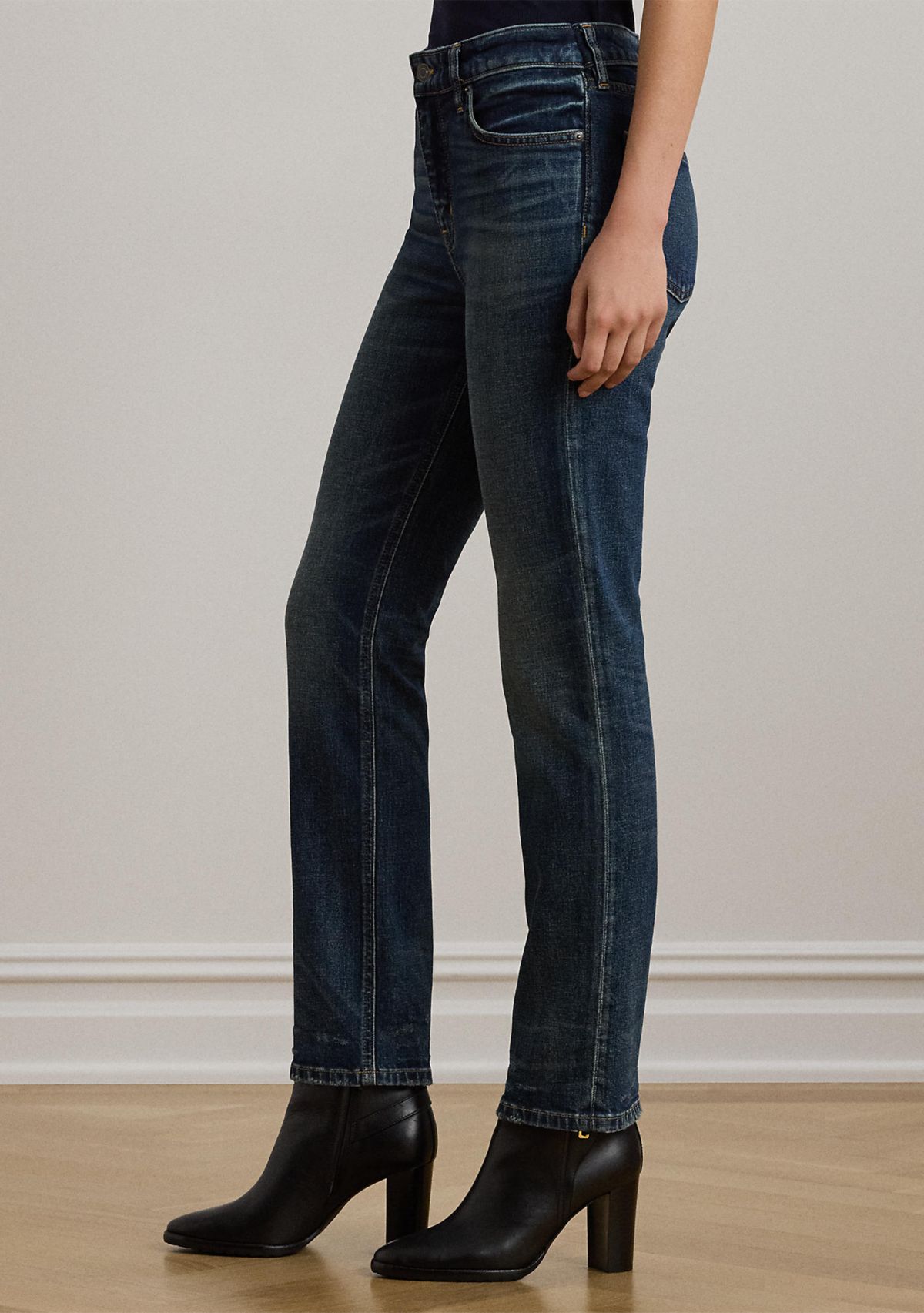 High-Rise Straight Ankle Jeans 
