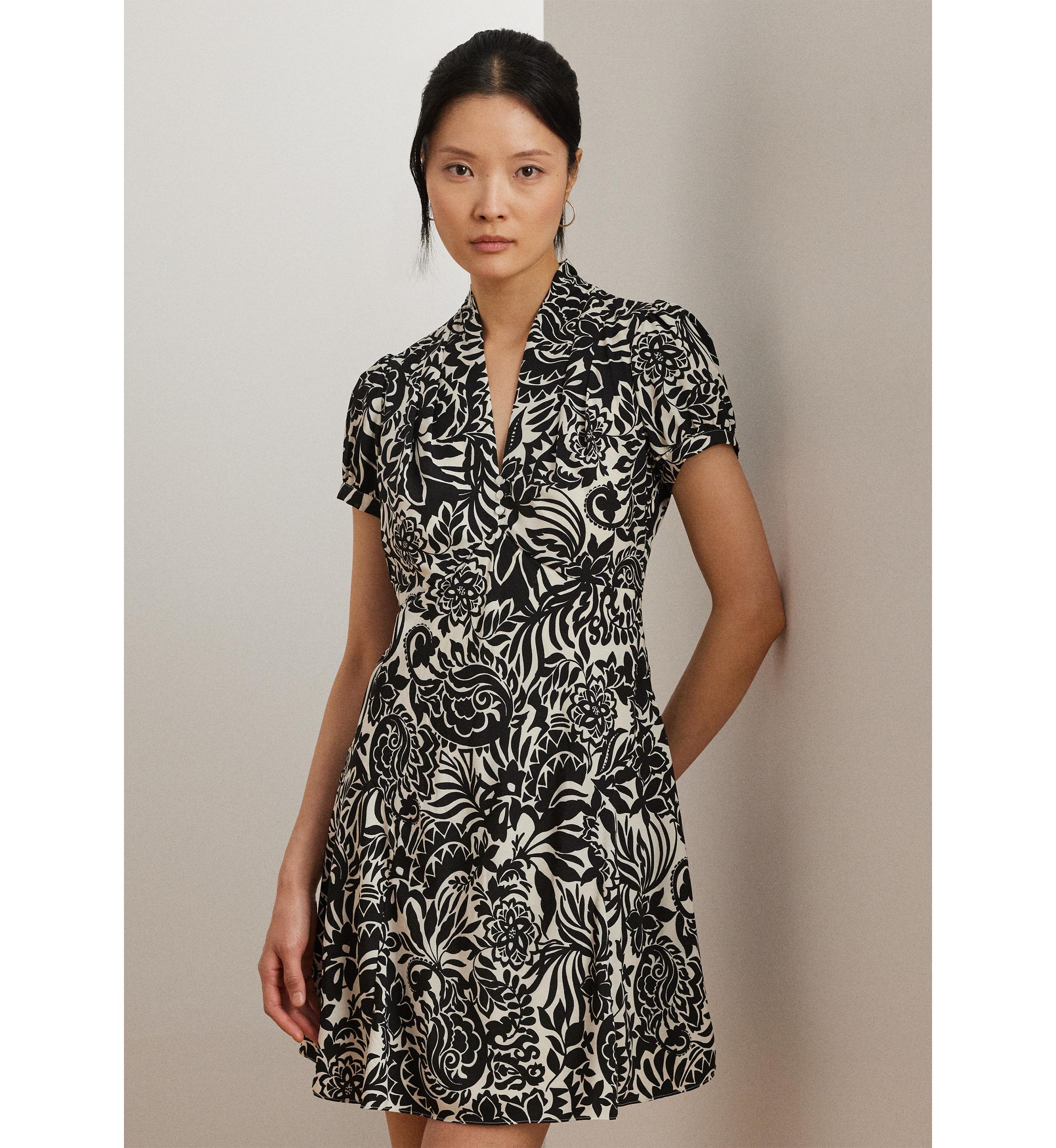 Womens Floral Crepe Short-Sleeve Dress