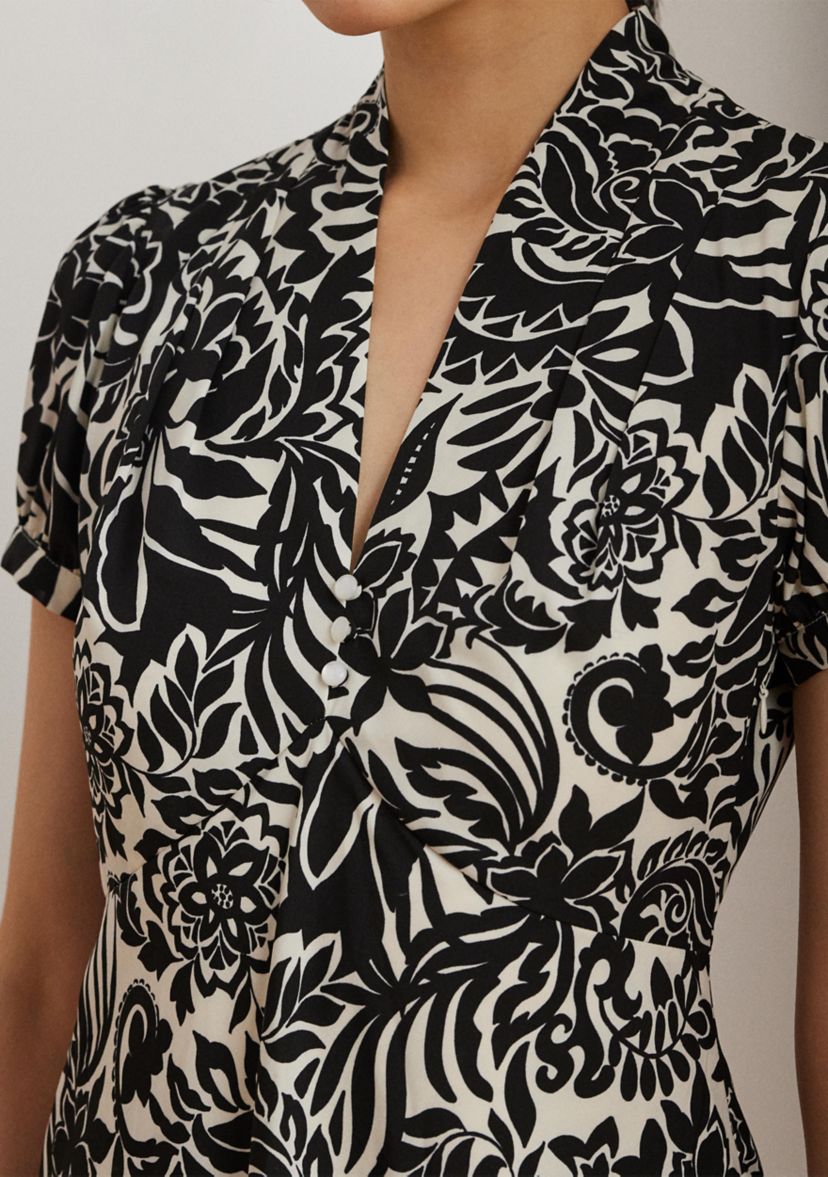 Womens Floral Crepe Short-Sleeve Dress