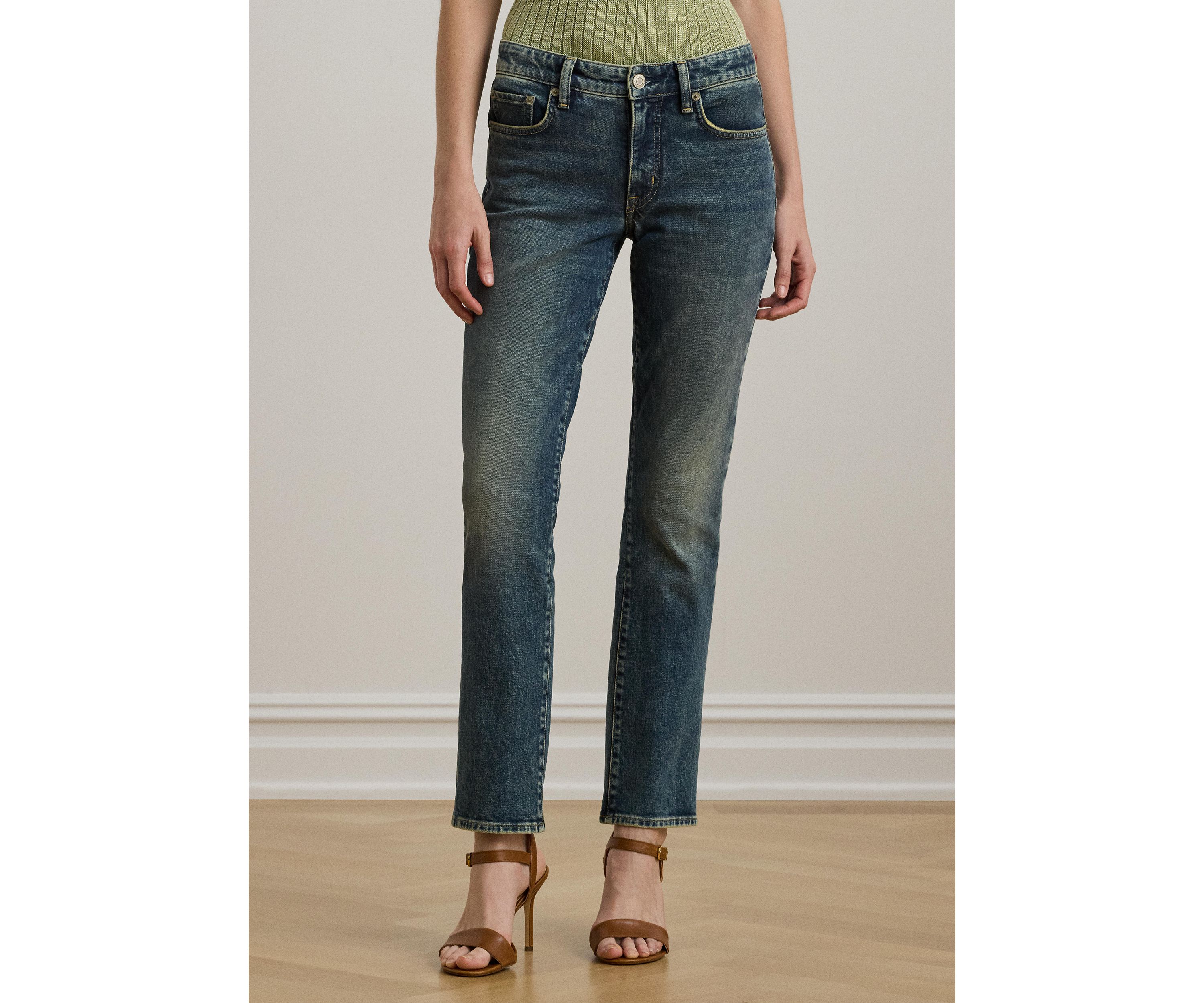 Womens Mid-Rise Straight Ankle Jeans