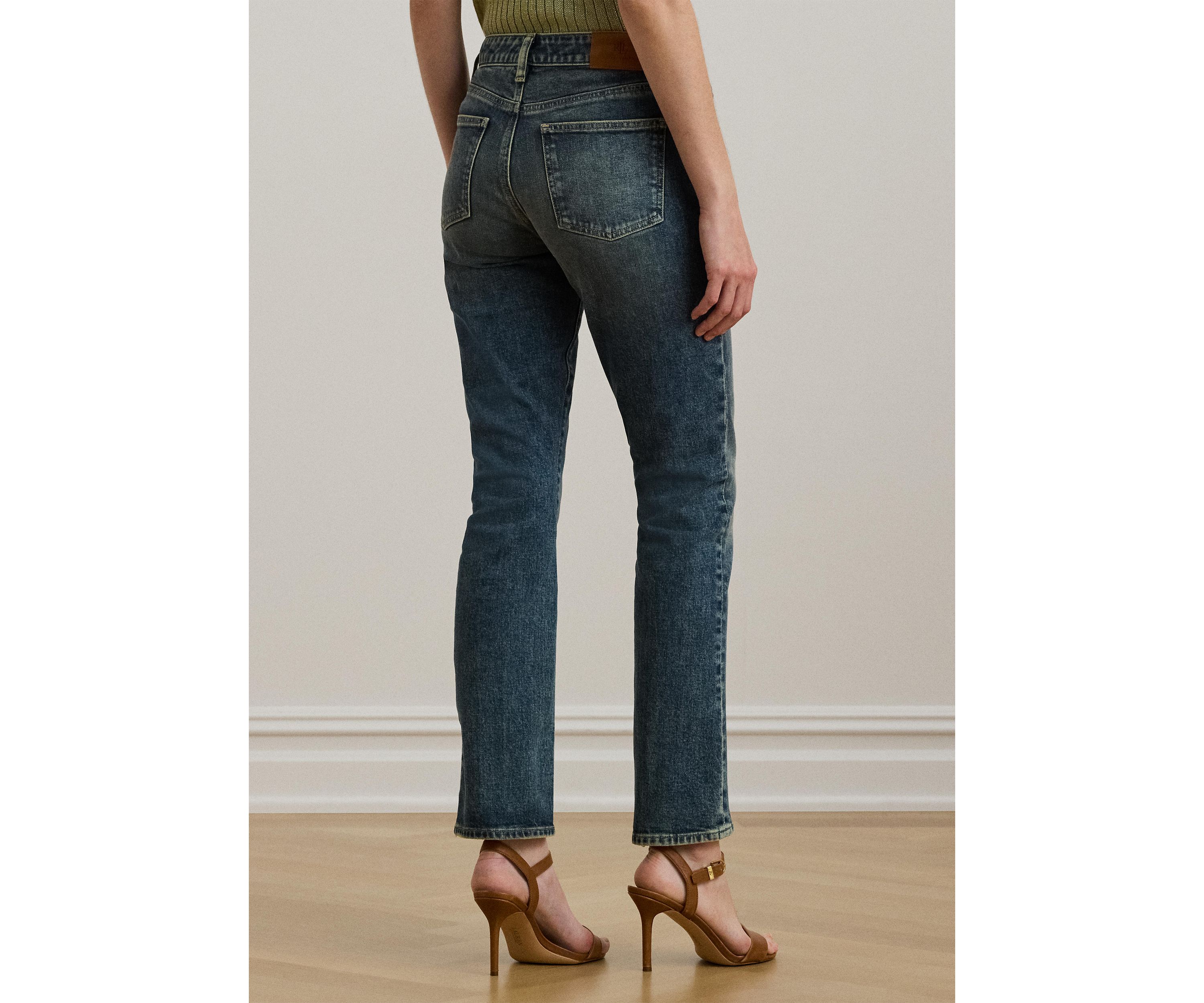 Womens Mid-Rise Straight Ankle Jeans